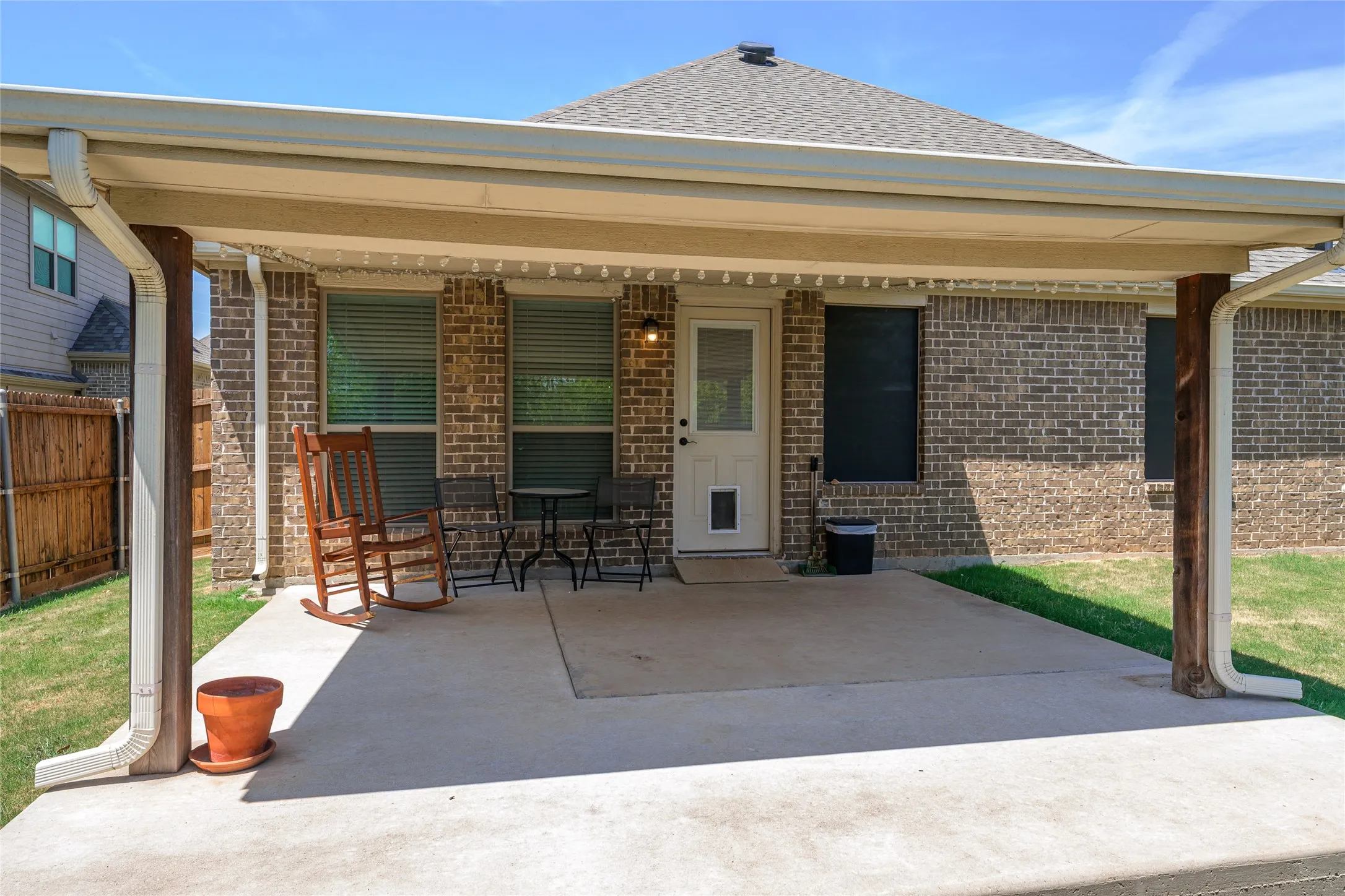 Single Family Residence For Sale in Grayson County , 5007 Ambergate Lane, Sherman, Texas 75092, 4 Bedroom, 2 Bathroom, 2 Garage spaces, 1,912 Sqft, built in 2017, mls#21364329, Real Estate Agent in Sherman, Homes For Sale in Grayson county, Homes For Sale in Sherman, Realtor in Sherman Texas, Real Estate Brokerage Independent Realty Texas, Luminita Cordes Realtor