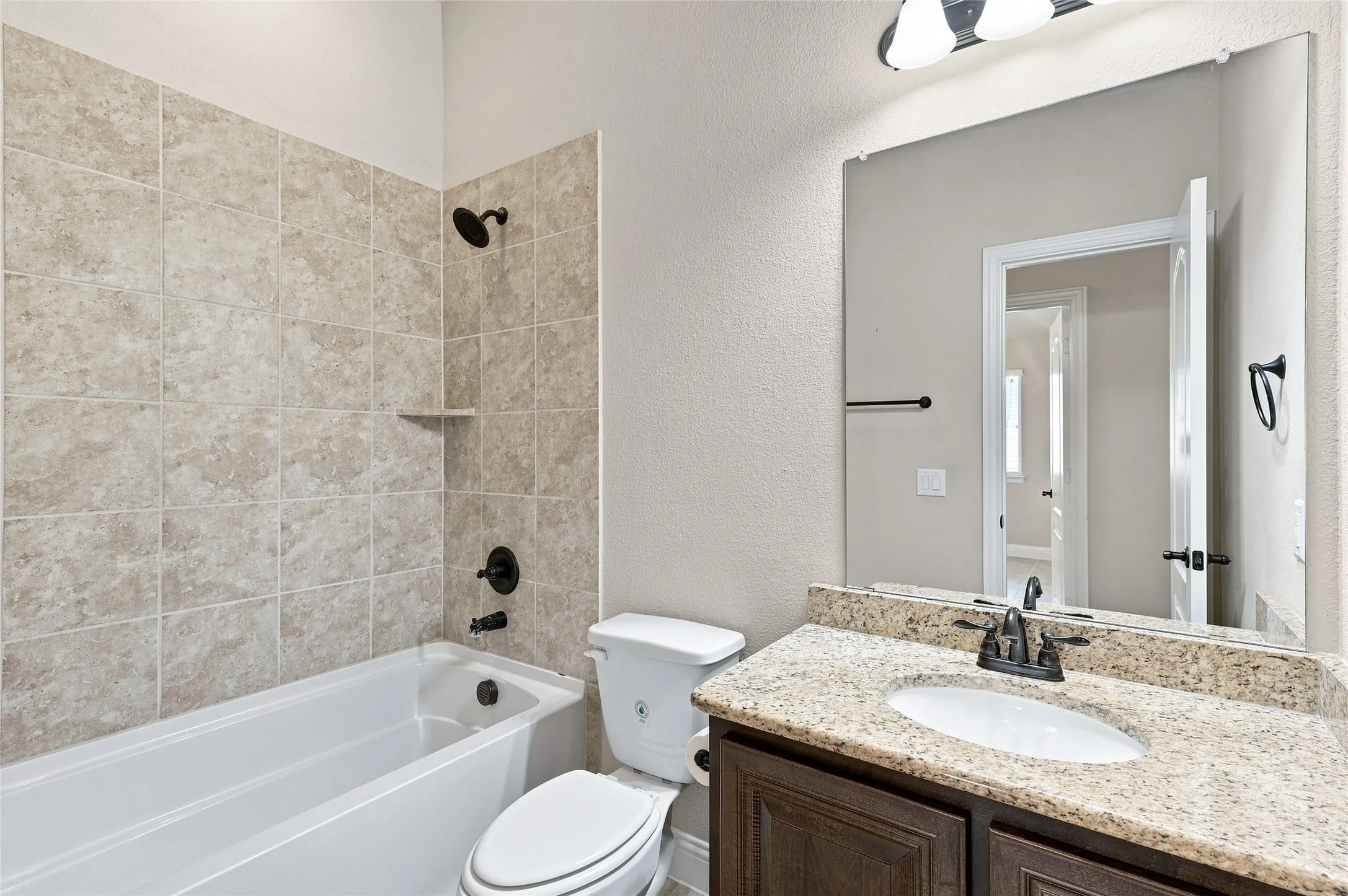 Single Family Residence For Sale in Grayson County , 5007 Ambergate Lane, Sherman, Texas 75092, 4 Bedroom, 2 Bathroom, 2 Garage spaces, 1,912 Sqft, built in 2017, mls#21364329, Real Estate Agent in Sherman, Homes For Sale in Grayson county, Homes For Sale in Sherman, Realtor in Sherman Texas, Real Estate Brokerage Independent Realty Texas, Luminita Cordes Realtor