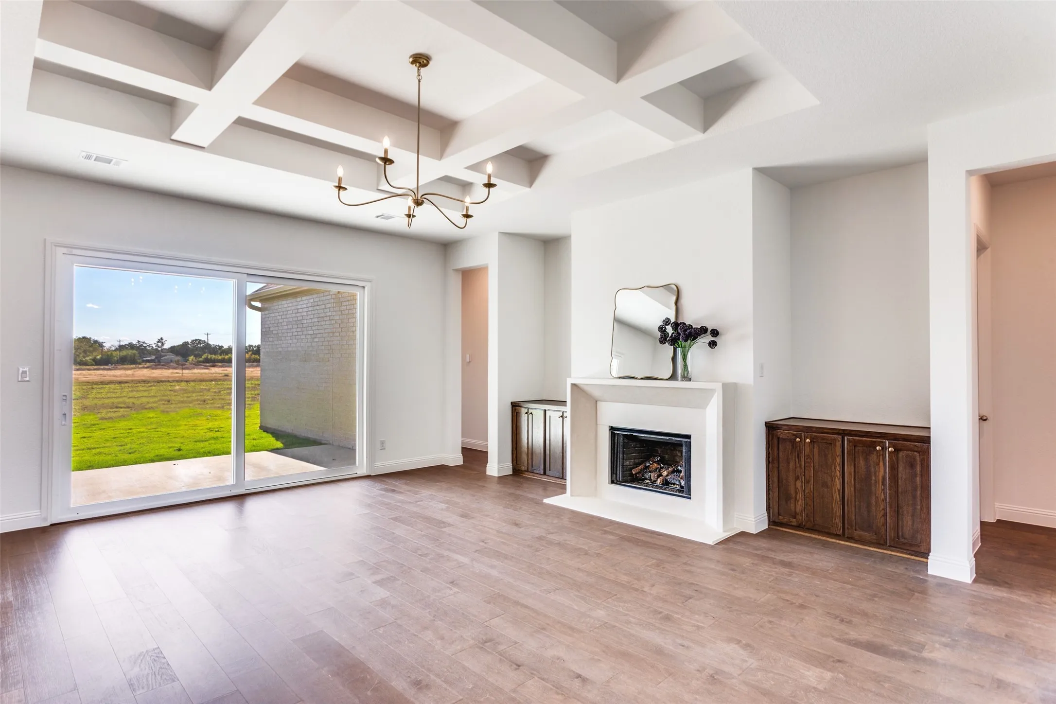 Single Family Residence For Sale in Parker County , 1016 Emery Court, Weatherford, Texas 76087, 4 Bedroom, 3 Bathroom, 3 Garage spaces, 2,843 Sqft, built in 2025, mls#21365102, Real Estate Agent in Weatherford, Homes For Sale in Parker county, Homes For Sale in Weatherford, Realtor in Weatherford Texas, Real Estate Brokerage Independent Realty Texas, Luminita Cordes Realtor