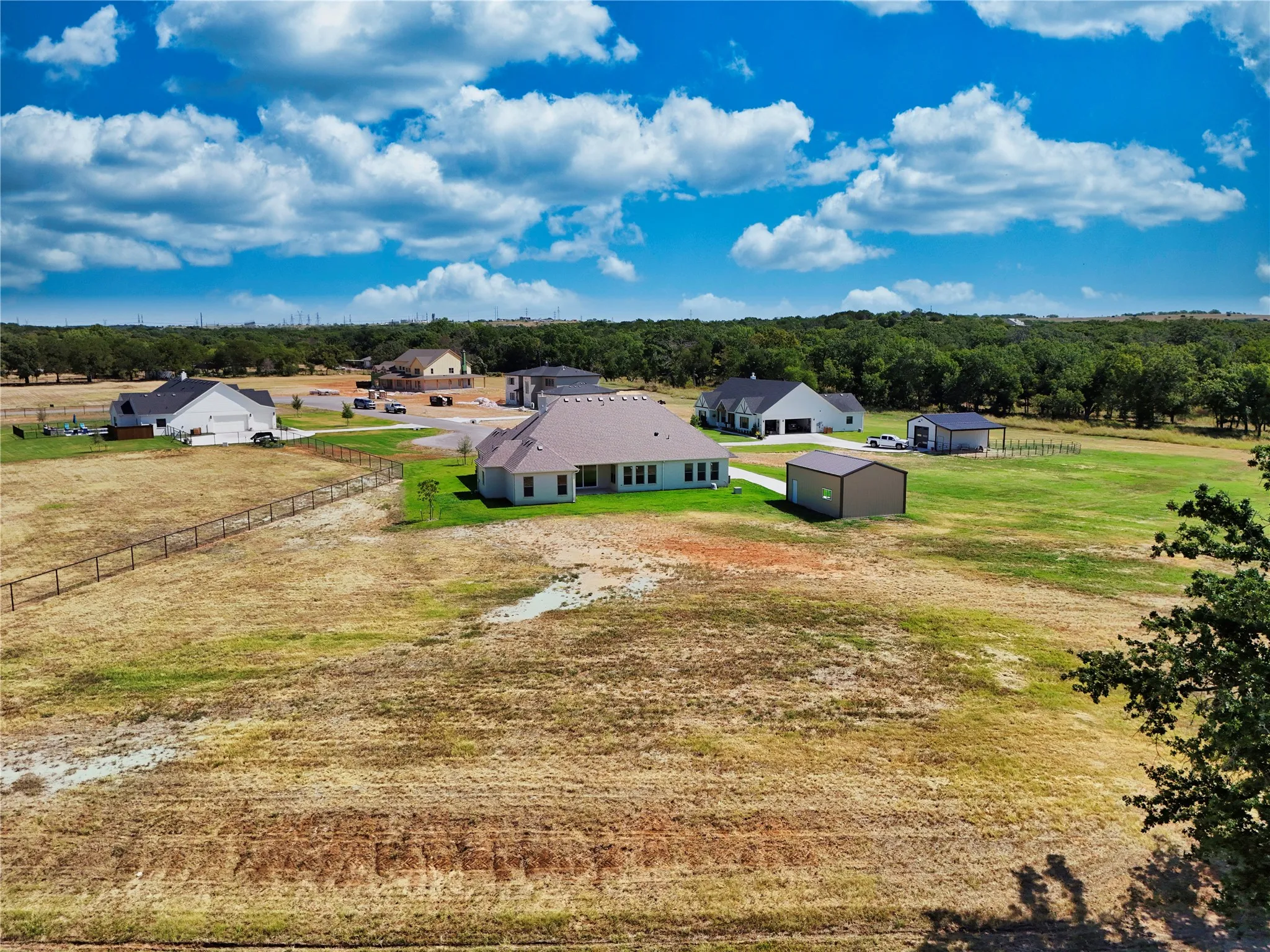 Single Family Residence For Sale in Parker County , 1016 Emery Court, Weatherford, Texas 76087, 4 Bedroom, 3 Bathroom, 3 Garage spaces, 2,843 Sqft, built in 2025, mls#21365102, Real Estate Agent in Weatherford, Homes For Sale in Parker county, Homes For Sale in Weatherford, Realtor in Weatherford Texas, Real Estate Brokerage Independent Realty Texas, Luminita Cordes Realtor