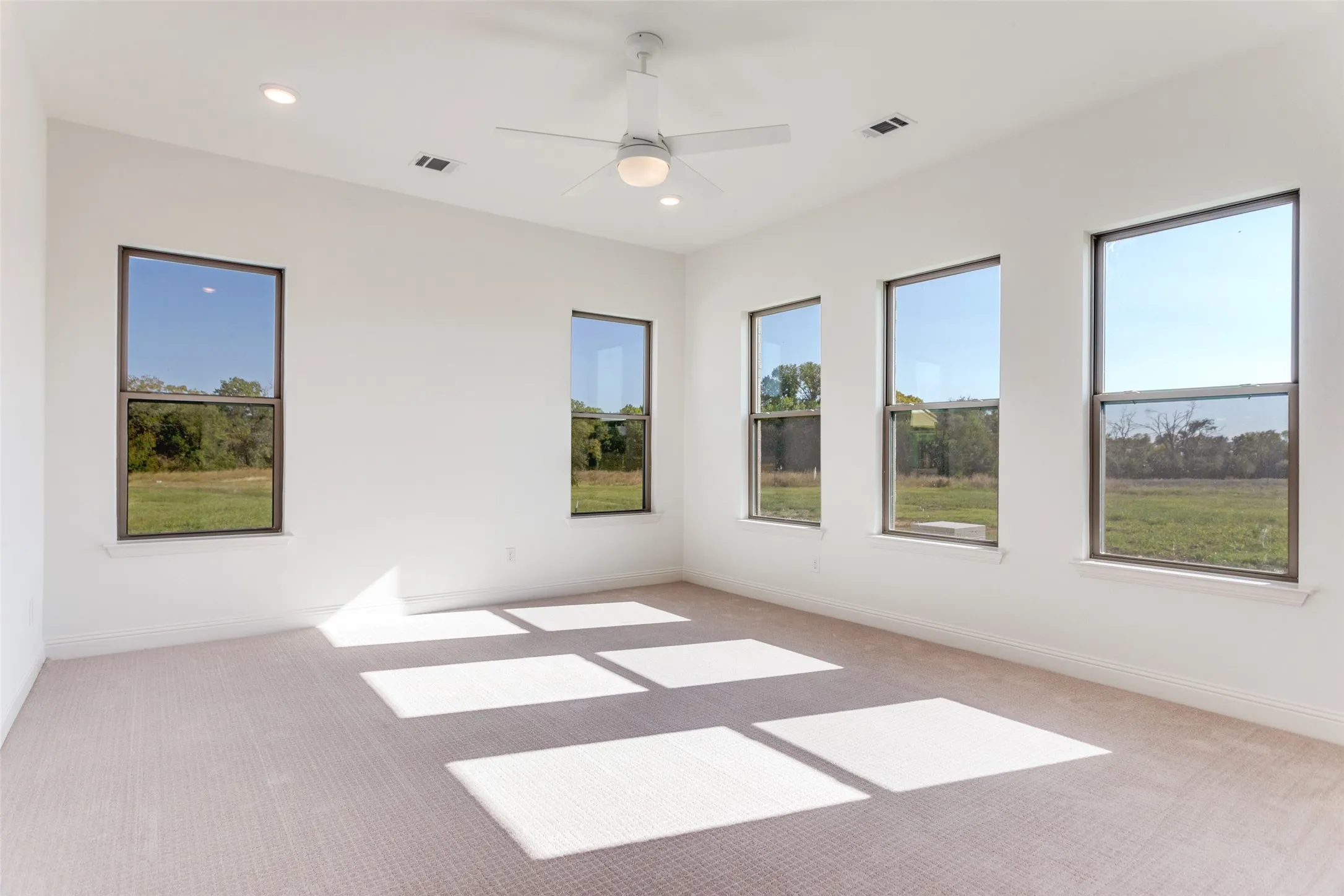 Single Family Residence For Sale in Parker County , 1016 Emery Court, Weatherford, Texas 76087, 4 Bedroom, 3 Bathroom, 3 Garage spaces, 2,843 Sqft, built in 2025, mls#21365102, Real Estate Agent in Weatherford, Homes For Sale in Parker county, Homes For Sale in Weatherford, Realtor in Weatherford Texas, Real Estate Brokerage Independent Realty Texas, Luminita Cordes Realtor