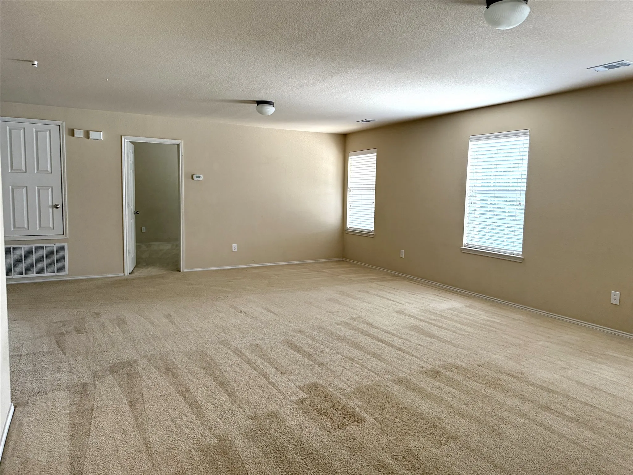 Single Family Residence For Rent in Collin County , 10687 Midway Drive, Frisco, Texas 75035, 4 Bedroom, 3 Bathroom, 2 Garage spaces, 2,906 Sqft, built in 2009, mls#21365132, Real Estate Agent in Frisco, Homes For Rent in Collin county, Homes For Rent in Frisco, Realtor in Frisco Texas, Real Estate Brokerage Independent Realty Texas, Luminita Cordes Realtor