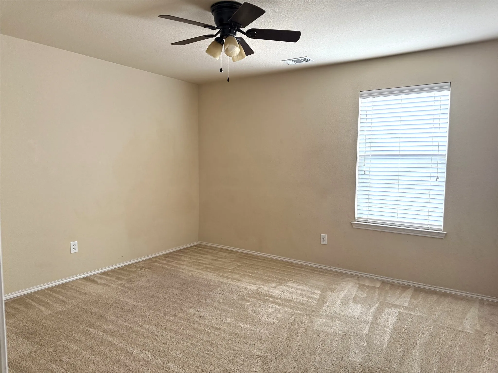 Single Family Residence For Rent in Collin County , 10687 Midway Drive, Frisco, Texas 75035, 4 Bedroom, 3 Bathroom, 2 Garage spaces, 2,906 Sqft, built in 2009, mls#21365132, Real Estate Agent in Frisco, Homes For Rent in Collin county, Homes For Rent in Frisco, Realtor in Frisco Texas, Real Estate Brokerage Independent Realty Texas, Luminita Cordes Realtor