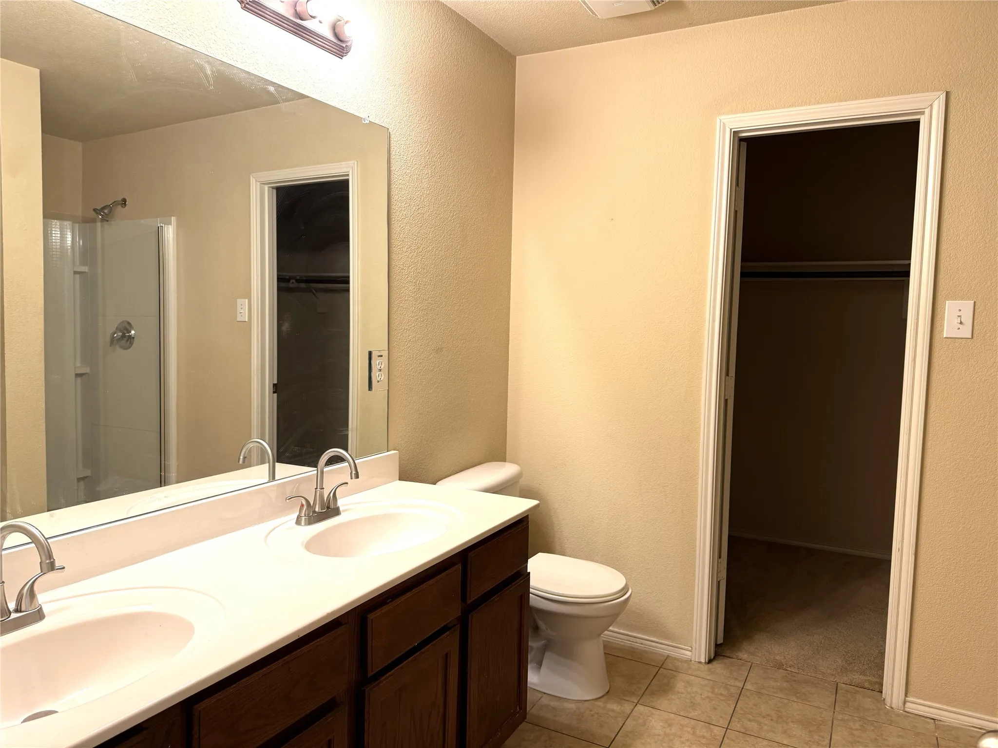 Single Family Residence For Rent in Collin County , 10687 Midway Drive, Frisco, Texas 75035, 4 Bedroom, 3 Bathroom, 2 Garage spaces, 2,906 Sqft, built in 2009, mls#21365132, Real Estate Agent in Frisco, Homes For Rent in Collin county, Homes For Rent in Frisco, Realtor in Frisco Texas, Real Estate Brokerage Independent Realty Texas, Luminita Cordes Realtor