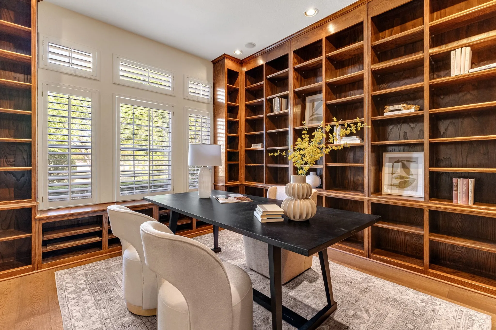 Single Family Residence For Sale in Collin County , 465 Bee Caves Road, Lucas, Texas 75002, 4 Bedroom, 3 Bathroom, 3 Garage spaces, 3,453 Sqft, built in 2001, mls#21365137, Real Estate Agent in Lucas, Homes For Sale in Collin county, Homes For Sale in Lucas, Realtor in Lucas Texas, Real Estate Brokerage Independent Realty Texas, Luminita Cordes Realtor