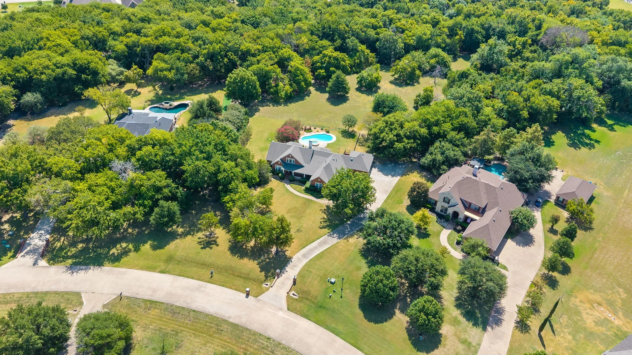 Single Family Residence For Sale in Collin County , 465 Bee Caves Road, Lucas, Texas 75002, 4 Bedroom, 3 Bathroom, 3 Garage spaces, 3,453 Sqft, built in 2001, mls#21365137, Real Estate Agent in Lucas, Homes For Sale in Collin county, Homes For Sale in Lucas, Realtor in Lucas Texas, Real Estate Brokerage Independent Realty Texas, Luminita Cordes Realtor