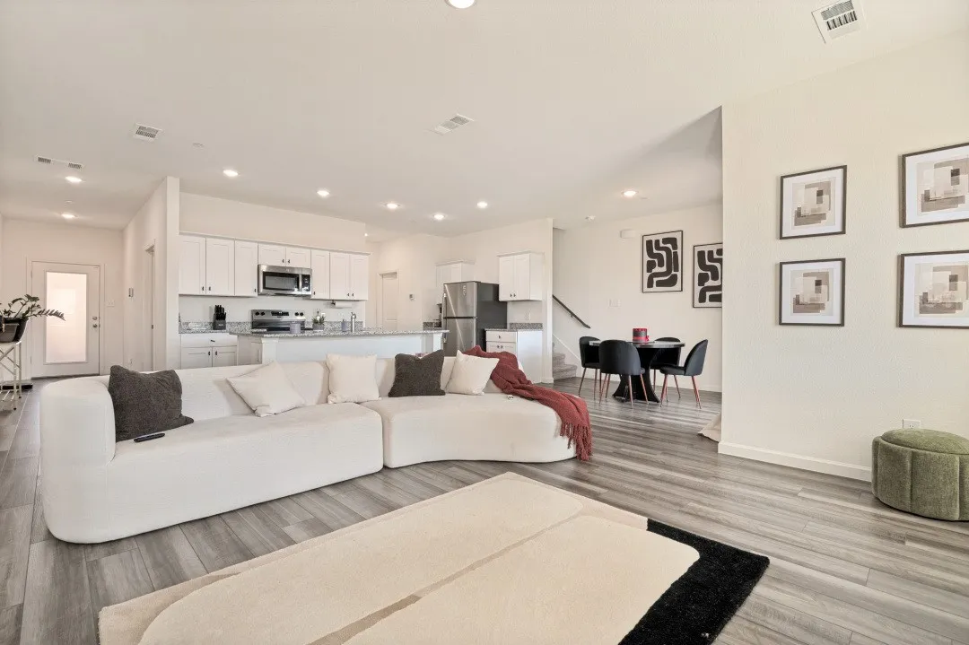 Single Family Residence For Rent in Dallas County , 237 Berthe Court, Cedar Hill, Texas 75104, 3 Bedroom, 3 Bathroom, 2 Garage spaces, 1,650 Sqft, built in 2024, mls#21363991, Real Estate Agent in Cedar Hill, Homes For Rent in Dallas county, Homes For Rent in Cedar Hill, Realtor in Cedar Hill Texas, Real Estate Brokerage Independent Realty Texas, Luminita Cordes Realtor