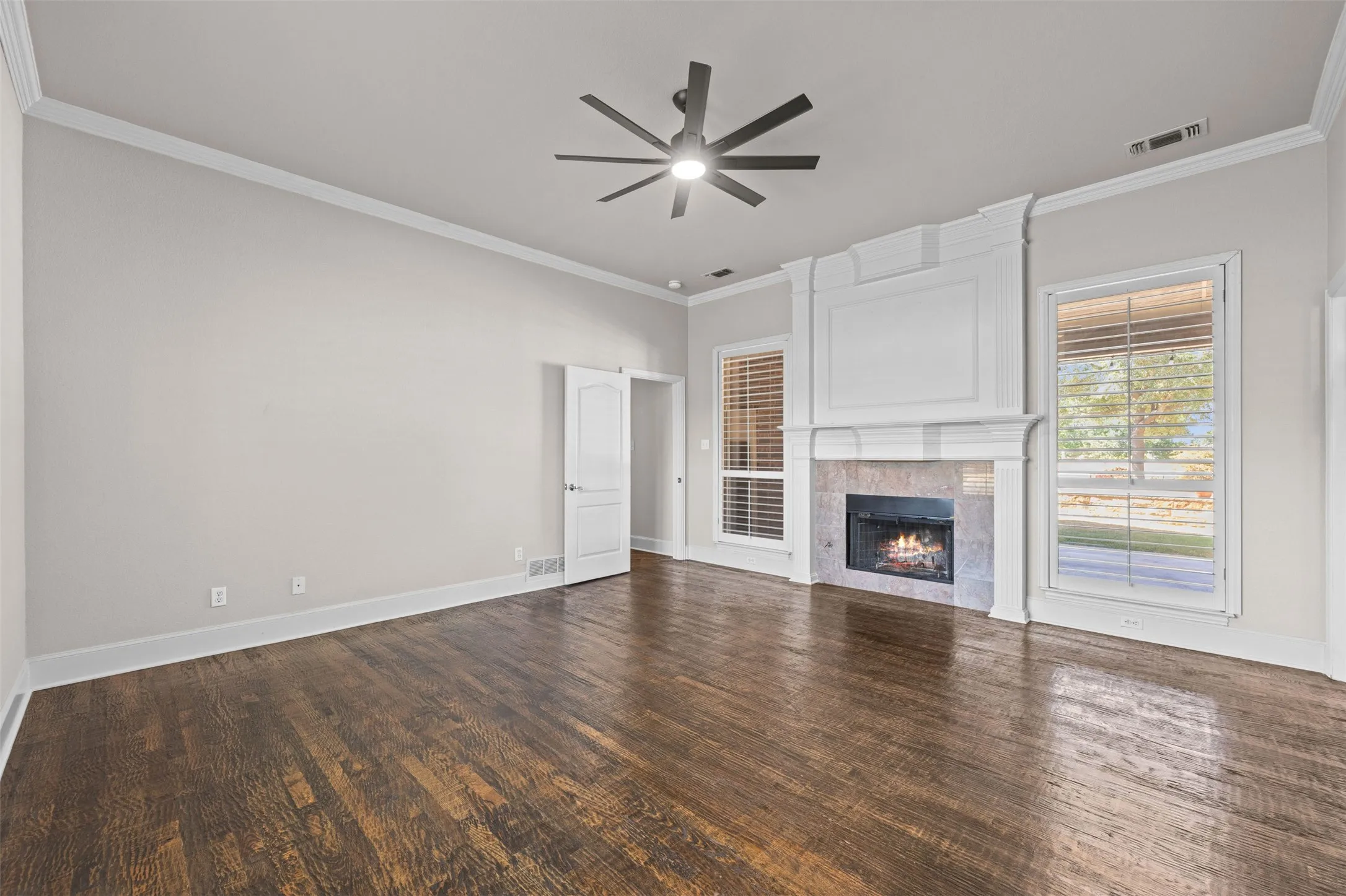 Single Family Residence For Sale in Ellis County , 441 Country Ridge Lane, Red Oak, Texas 75154, 4 Bedroom, 4 Bathroom, 3 Garage spaces, 3,625 Sqft, built in 1997, mls#21362789, Real Estate Agent in Red Oak, Homes For Sale in Ellis county, Homes For Sale in Red Oak, Realtor in Red Oak Texas, Real Estate Brokerage Independent Realty Texas, Luminita Cordes Realtor