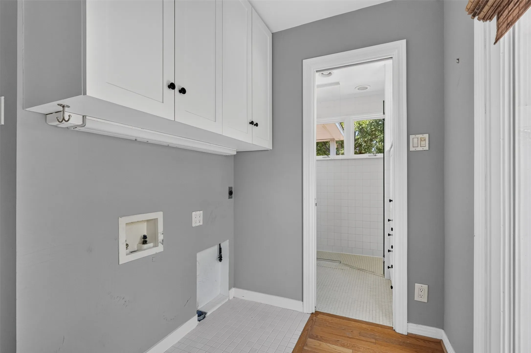 Single Family Residence For Rent in Dallas County , 8515 Midway Road, Dallas, Texas 75209, 3 Bedroom, 2 Bathroom, Garage spaces, 1,340 Sqft, built in 1946, mls#21363765, Real Estate Agent in Dallas, Homes For Rent in Dallas county, Homes For Rent in Dallas, Realtor in Dallas Texas, Real Estate Brokerage Independent Realty Texas, Luminita Cordes Realtor
