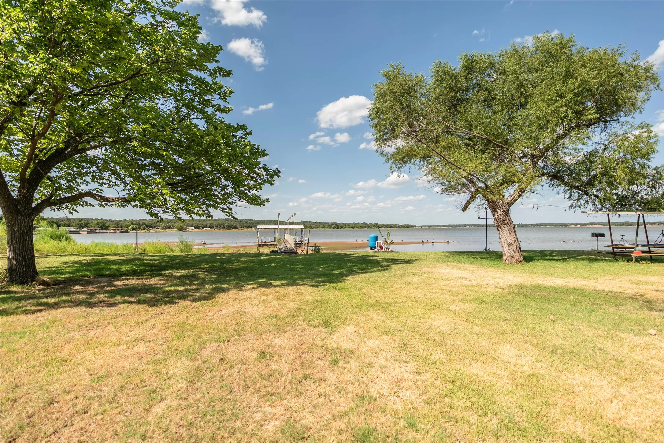 Single Family Residence For Sale in Montague County , 264 Oak Street, Nocona, Texas 76255, 4 Bedroom, 3 Bathroom, 2 Garage spaces, 2,211 Sqft, built in 1993, mls#21365173, Real Estate Agent in Nocona, Homes For Sale in Montague county, Homes For Sale in Nocona, Realtor in Nocona Texas, Real Estate Brokerage Independent Realty Texas, Luminita Cordes Realtor