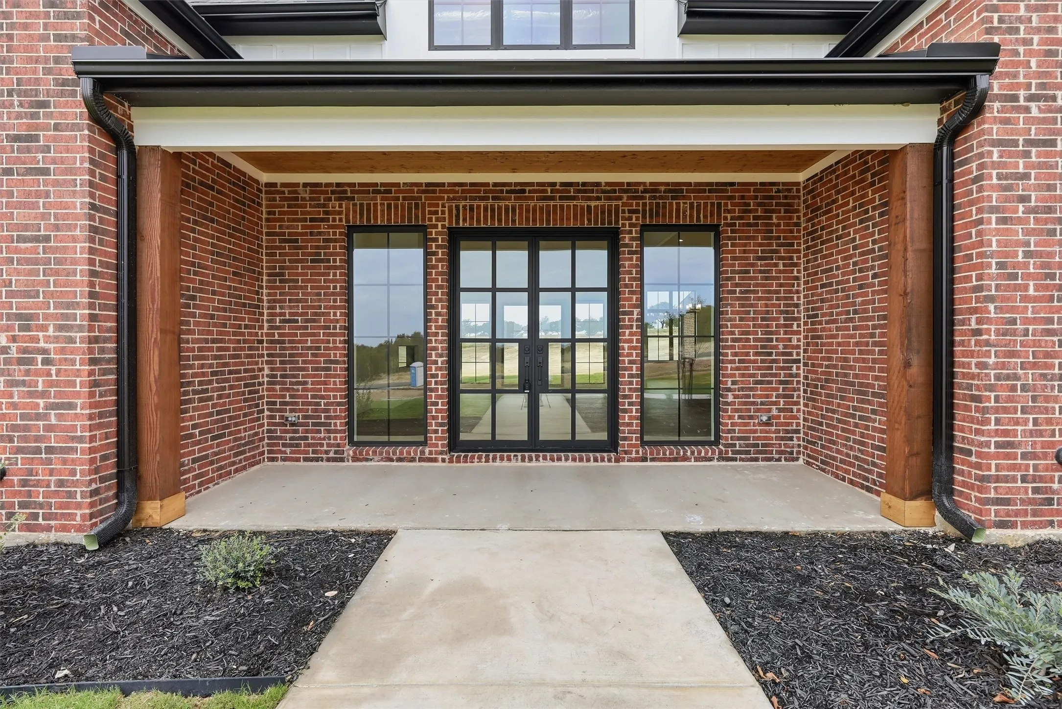 Single Family Residence For Sale in Parker County , 2069 Preserve Trail, Weatherford, Texas 76087, 4 Bedroom, 4 Bathroom, 3 Garage spaces, 3,085 Sqft, built in 2026, mls#21356518, Real Estate Agent in Weatherford, Homes For Sale in Parker county, Homes For Sale in Weatherford, Realtor in Weatherford Texas, Real Estate Brokerage Independent Realty Texas, Luminita Cordes Realtor
