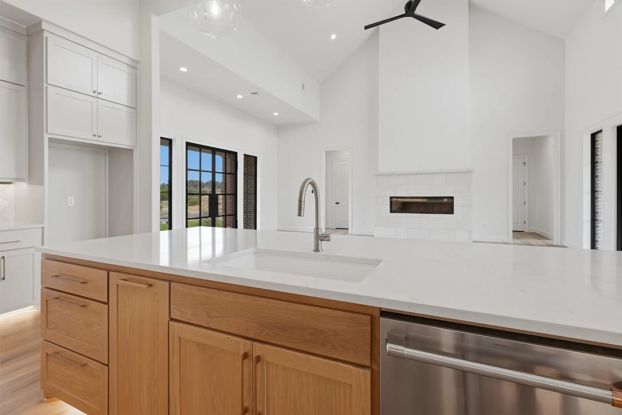Single Family Residence For Sale in Parker County , 2069 Preserve Trail, Weatherford, Texas 76087, 4 Bedroom, 4 Bathroom, 3 Garage spaces, 3,085 Sqft, built in 2026, mls#21356518, Real Estate Agent in Weatherford, Homes For Sale in Parker county, Homes For Sale in Weatherford, Realtor in Weatherford Texas, Real Estate Brokerage Independent Realty Texas, Luminita Cordes Realtor
