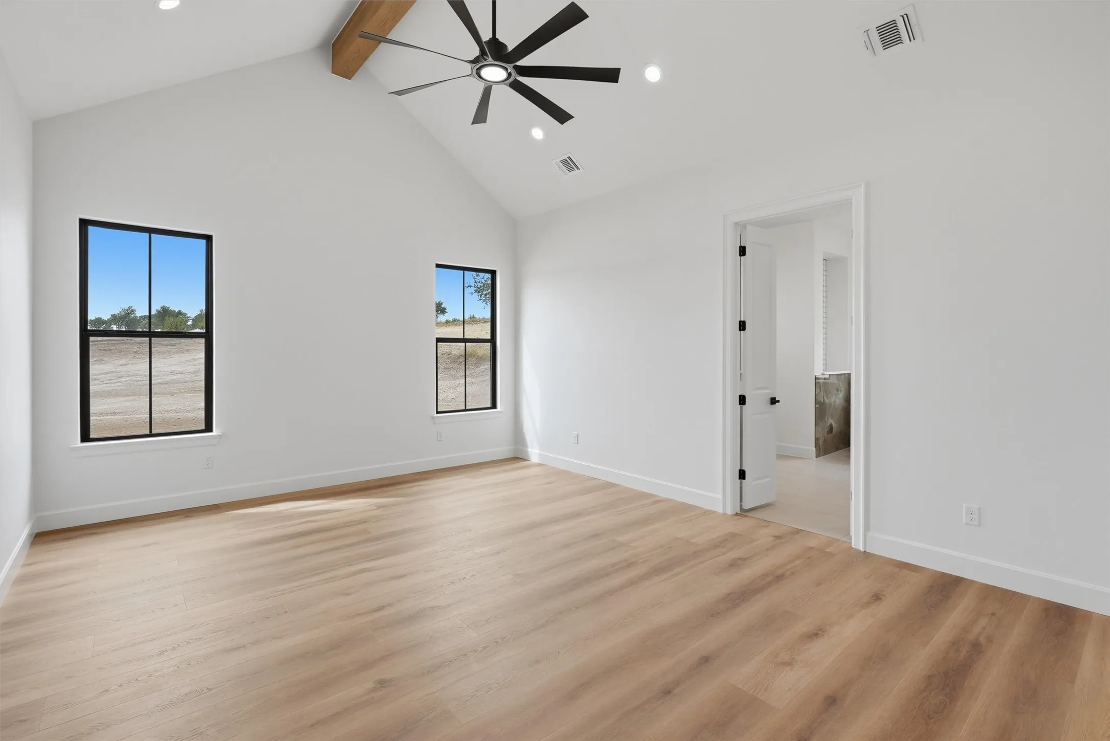 Single Family Residence For Sale in Parker County , 2069 Preserve Trail, Weatherford, Texas 76087, 4 Bedroom, 4 Bathroom, 3 Garage spaces, 3,085 Sqft, built in 2026, mls#21356518, Real Estate Agent in Weatherford, Homes For Sale in Parker county, Homes For Sale in Weatherford, Realtor in Weatherford Texas, Real Estate Brokerage Independent Realty Texas, Luminita Cordes Realtor