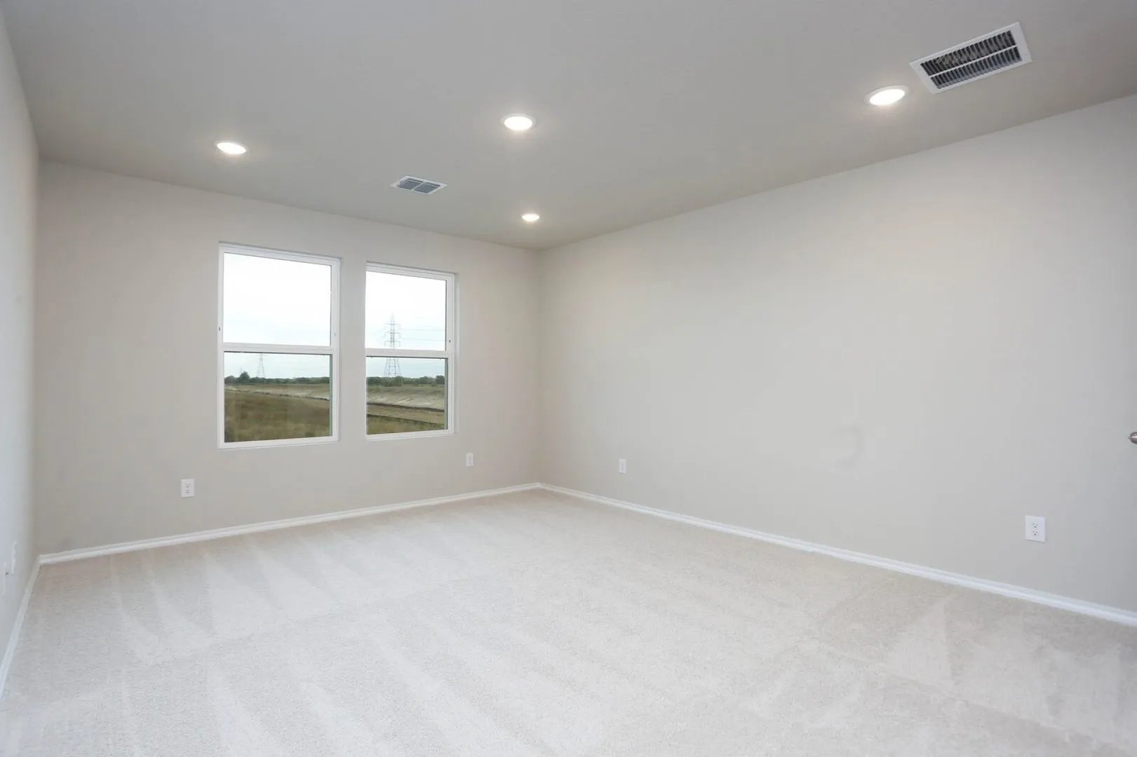 18_8656_Merlin_Cove18_mls
