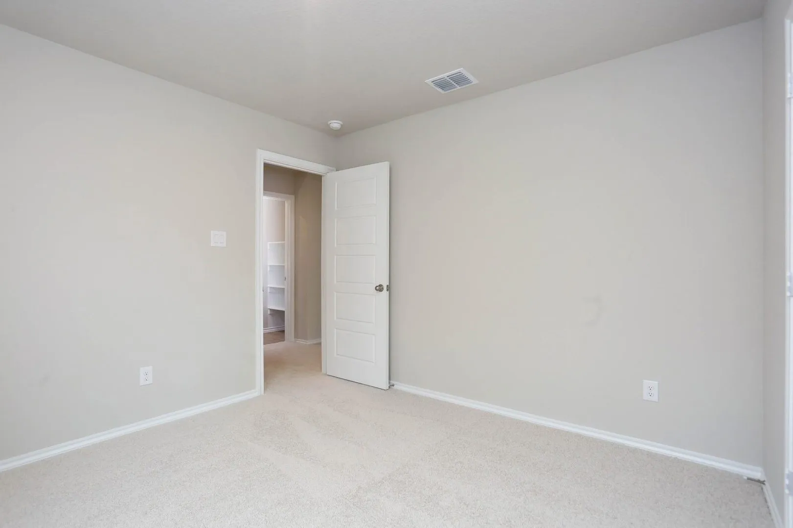 21_8656_Merlin_Cove21_mls