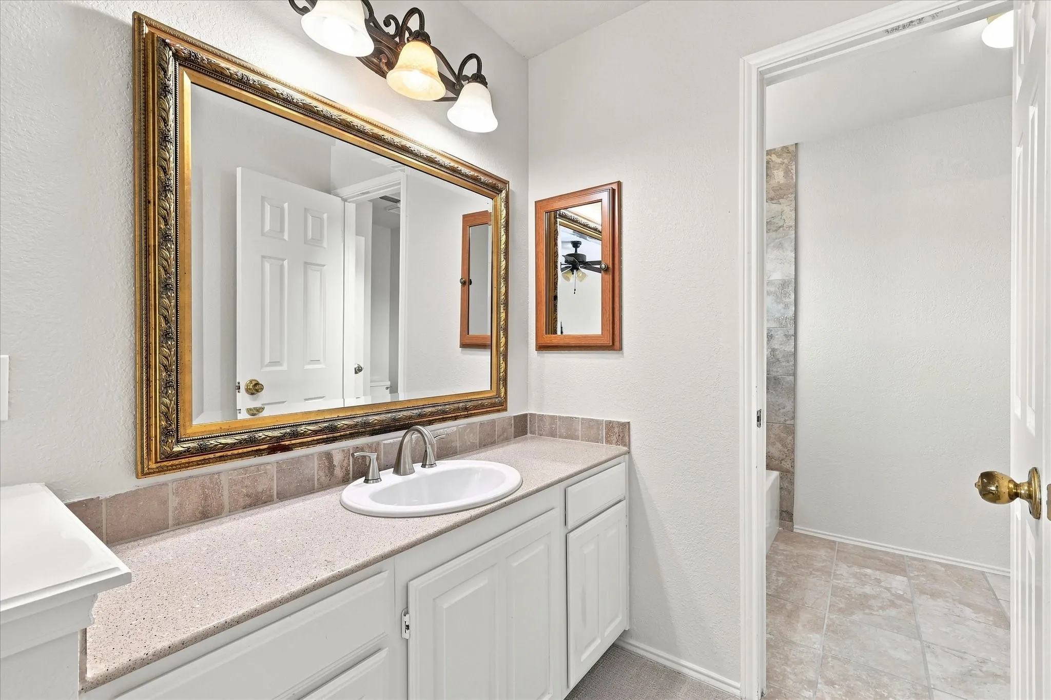 Single Family Residence For Sale in Denton County , 2312 Misty Trail Lane, Flower Mound, Texas 75028, 4 Bedroom, 3 Bathroom, 2 Garage spaces, 3,363 Sqft, built in 1989, mls#21363137, Real Estate Agent in Flower Mound, Homes For Sale in Denton county, Homes For Sale in Flower Mound, Realtor in Flower Mound Texas, Real Estate Brokerage Independent Realty Texas, Luminita Cordes Realtor