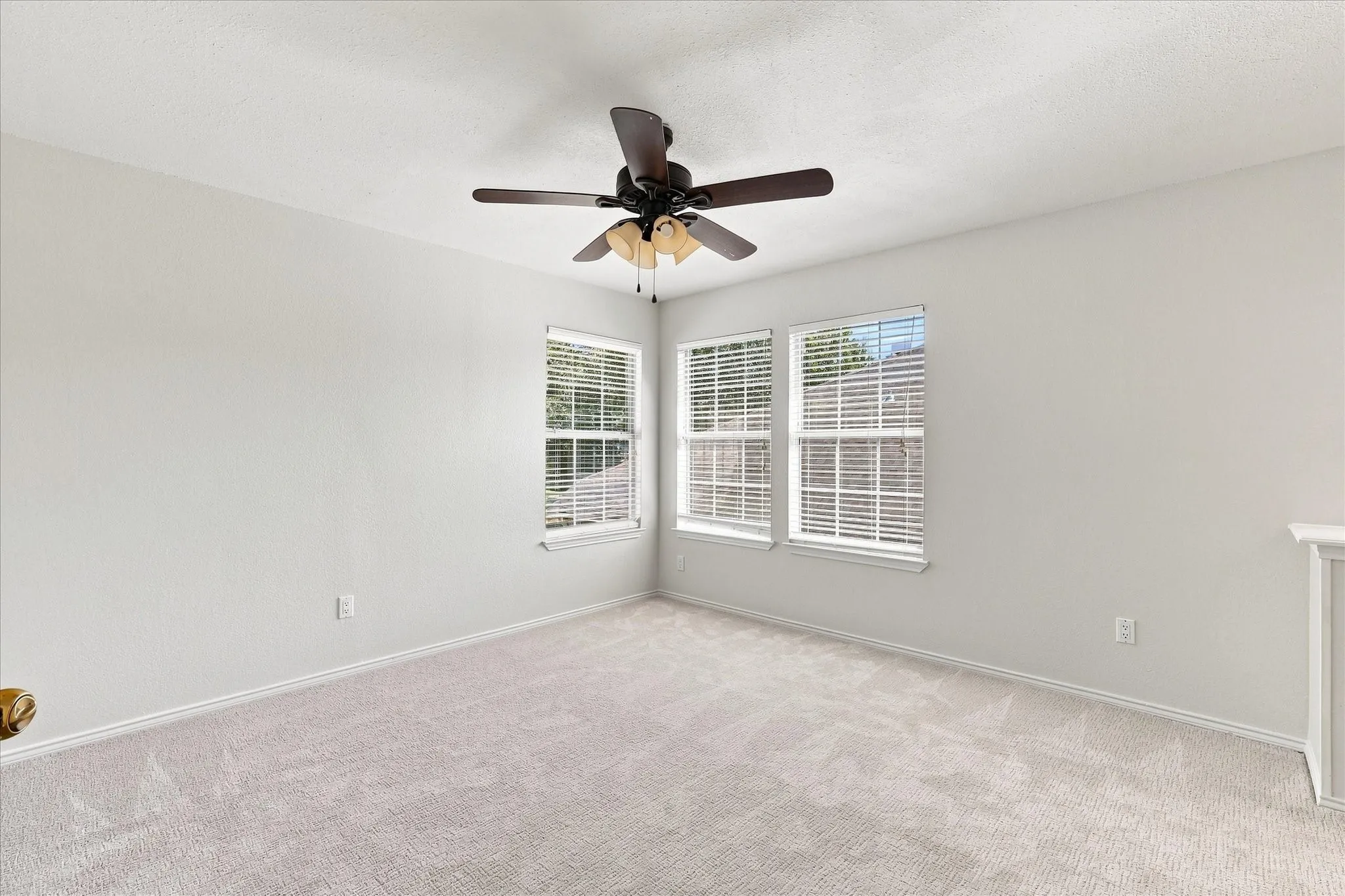 Single Family Residence For Sale in Denton County , 2312 Misty Trail Lane, Flower Mound, Texas 75028, 4 Bedroom, 3 Bathroom, 2 Garage spaces, 3,363 Sqft, built in 1989, mls#21363137, Real Estate Agent in Flower Mound, Homes For Sale in Denton county, Homes For Sale in Flower Mound, Realtor in Flower Mound Texas, Real Estate Brokerage Independent Realty Texas, Luminita Cordes Realtor