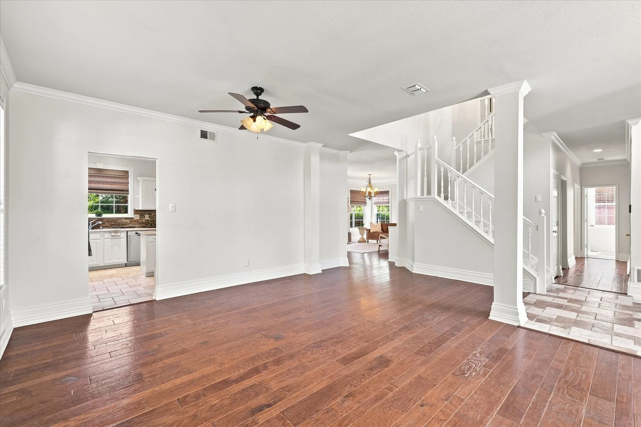 Single Family Residence For Sale in Denton County , 2312 Misty Trail Lane, Flower Mound, Texas 75028, 4 Bedroom, 3 Bathroom, 2 Garage spaces, 3,363 Sqft, built in 1989, mls#21363137, Real Estate Agent in Flower Mound, Homes For Sale in Denton county, Homes For Sale in Flower Mound, Realtor in Flower Mound Texas, Real Estate Brokerage Independent Realty Texas, Luminita Cordes Realtor