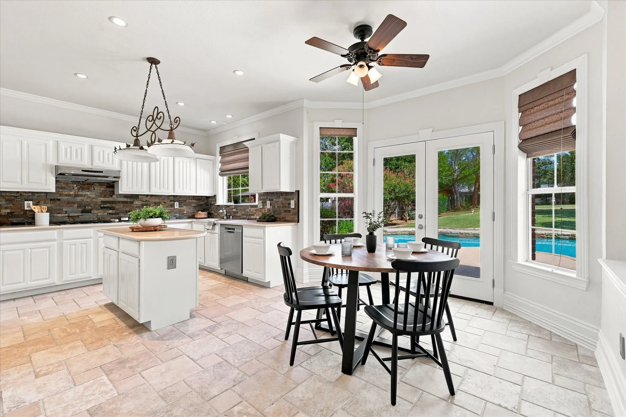 Single Family Residence For Sale in Denton County , 2312 Misty Trail Lane, Flower Mound, Texas 75028, 4 Bedroom, 3 Bathroom, 2 Garage spaces, 3,363 Sqft, built in 1989, mls#21363137, Real Estate Agent in Flower Mound, Homes For Sale in Denton county, Homes For Sale in Flower Mound, Realtor in Flower Mound Texas, Real Estate Brokerage Independent Realty Texas, Luminita Cordes Realtor