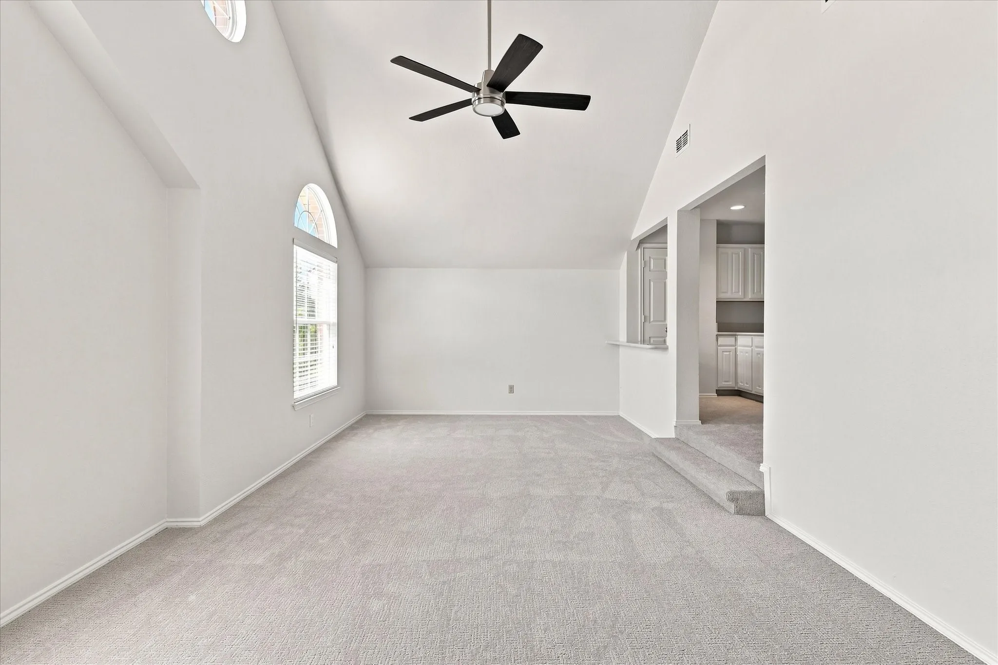 Single Family Residence For Sale in Denton County , 2312 Misty Trail Lane, Flower Mound, Texas 75028, 4 Bedroom, 3 Bathroom, 2 Garage spaces, 3,363 Sqft, built in 1989, mls#21363137, Real Estate Agent in Flower Mound, Homes For Sale in Denton county, Homes For Sale in Flower Mound, Realtor in Flower Mound Texas, Real Estate Brokerage Independent Realty Texas, Luminita Cordes Realtor