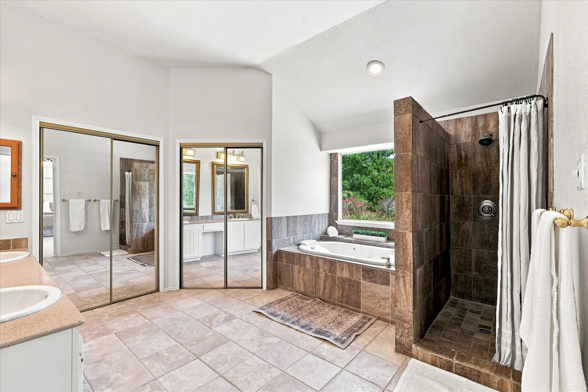 Single Family Residence For Sale in Denton County , 2312 Misty Trail Lane, Flower Mound, Texas 75028, 4 Bedroom, 3 Bathroom, 2 Garage spaces, 3,363 Sqft, built in 1989, mls#21363137, Real Estate Agent in Flower Mound, Homes For Sale in Denton county, Homes For Sale in Flower Mound, Realtor in Flower Mound Texas, Real Estate Brokerage Independent Realty Texas, Luminita Cordes Realtor