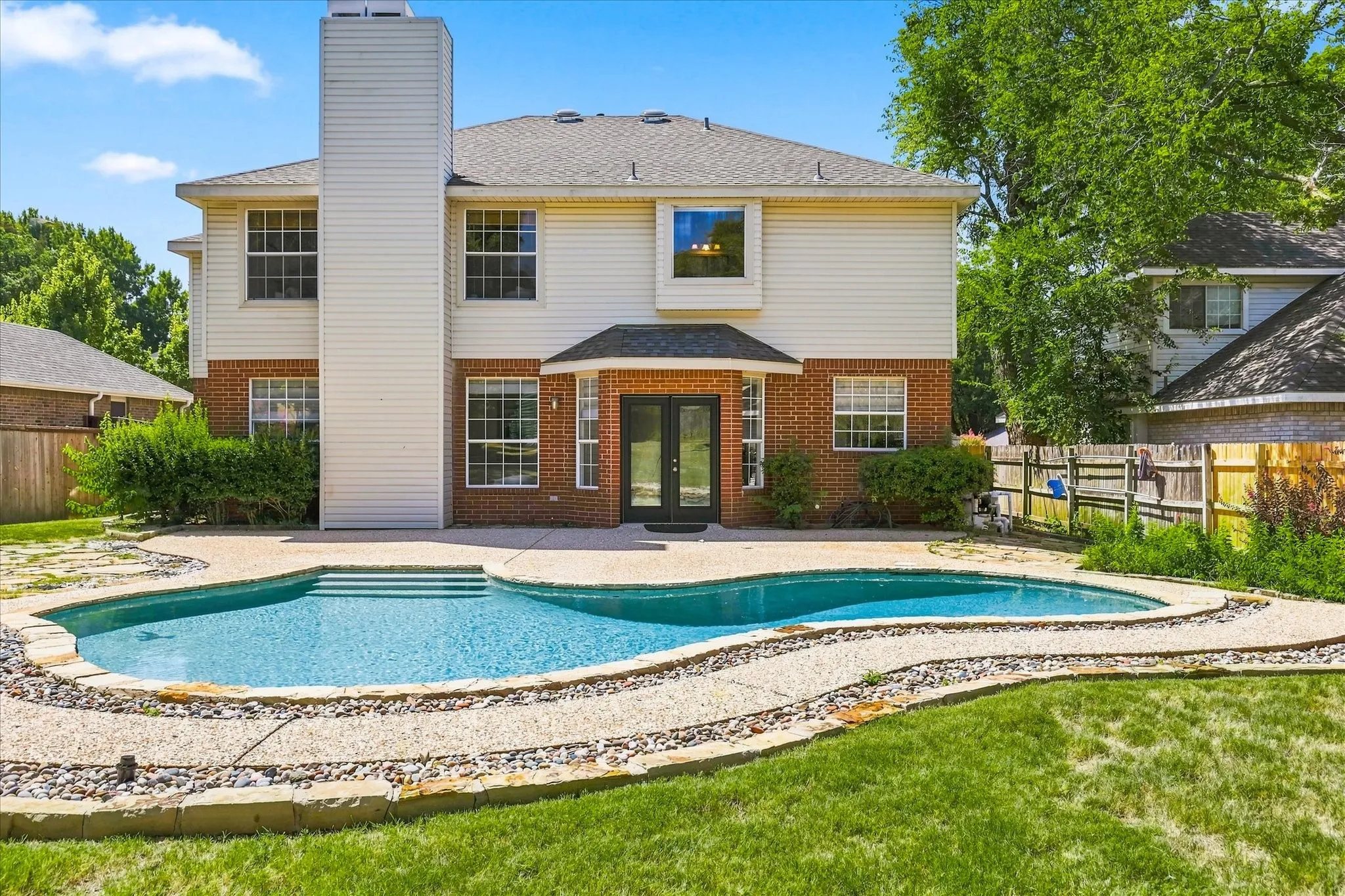 Single Family Residence For Sale in Denton County , 2312 Misty Trail Lane, Flower Mound, Texas 75028, 4 Bedroom, 3 Bathroom, 2 Garage spaces, 3,363 Sqft, built in 1989, mls#21363137, Real Estate Agent in Flower Mound, Homes For Sale in Denton county, Homes For Sale in Flower Mound, Realtor in Flower Mound Texas, Real Estate Brokerage Independent Realty Texas, Luminita Cordes Realtor