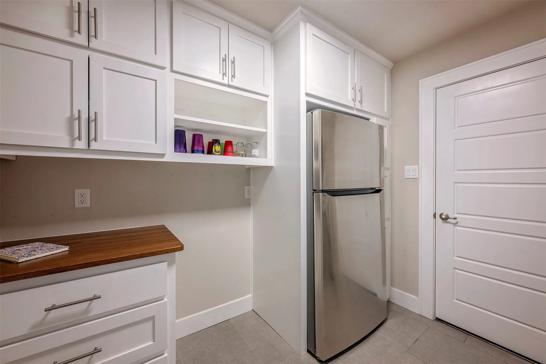 Single Family Residence For Sale in Tarrant County , 4009 Brookdale Road, Benbrook, Texas 76116, 5 Bedroom, 3 Bathroom, 2 Garage spaces, 2,856 Sqft, built in 2018, mls#21357612, Real Estate Agent in Benbrook, Homes For Sale in Tarrant county, Homes For Sale in Benbrook, Realtor in Benbrook Texas, Real Estate Brokerage Independent Realty Texas, Luminita Cordes Realtor