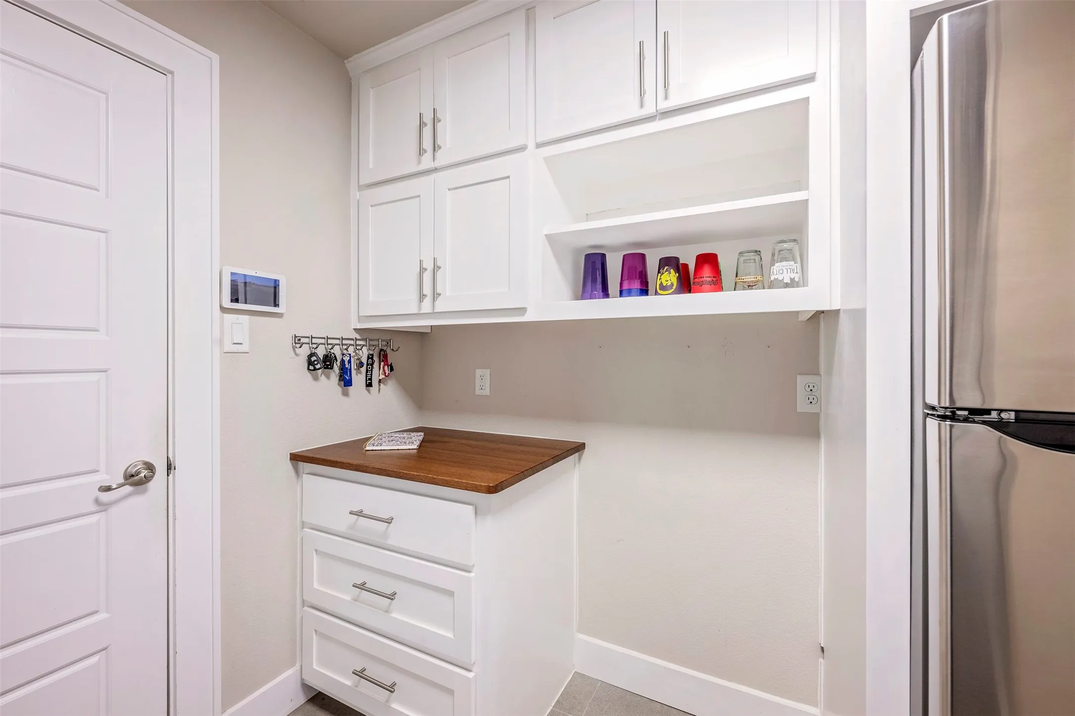 Single Family Residence For Sale in Tarrant County , 4009 Brookdale Road, Benbrook, Texas 76116, 5 Bedroom, 3 Bathroom, 2 Garage spaces, 2,856 Sqft, built in 2018, mls#21357612, Real Estate Agent in Benbrook, Homes For Sale in Tarrant county, Homes For Sale in Benbrook, Realtor in Benbrook Texas, Real Estate Brokerage Independent Realty Texas, Luminita Cordes Realtor