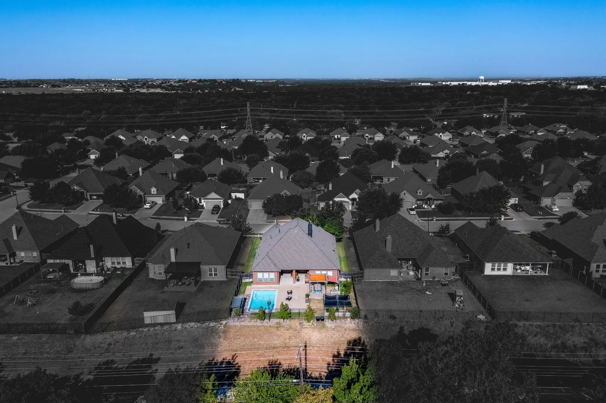 Single Family Residence For Sale in Tarrant County , 4009 Brookdale Road, Benbrook, Texas 76116, 5 Bedroom, 3 Bathroom, 2 Garage spaces, 2,856 Sqft, built in 2018, mls#21357612, Real Estate Agent in Benbrook, Homes For Sale in Tarrant county, Homes For Sale in Benbrook, Realtor in Benbrook Texas, Real Estate Brokerage Independent Realty Texas, Luminita Cordes Realtor