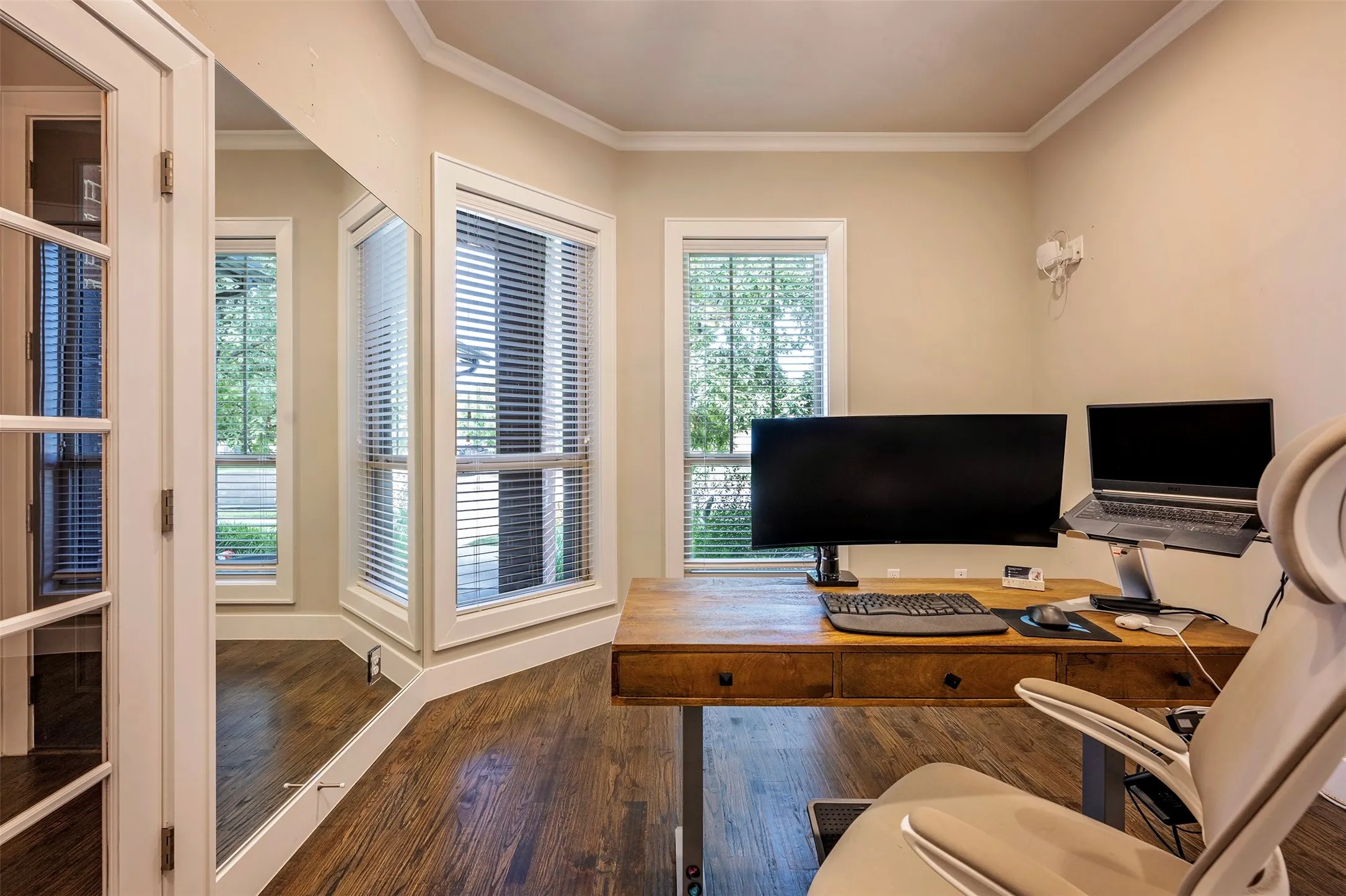 Single Family Residence For Sale in Tarrant County , 4009 Brookdale Road, Benbrook, Texas 76116, 5 Bedroom, 3 Bathroom, 2 Garage spaces, 2,856 Sqft, built in 2018, mls#21357612, Real Estate Agent in Benbrook, Homes For Sale in Tarrant county, Homes For Sale in Benbrook, Realtor in Benbrook Texas, Real Estate Brokerage Independent Realty Texas, Luminita Cordes Realtor