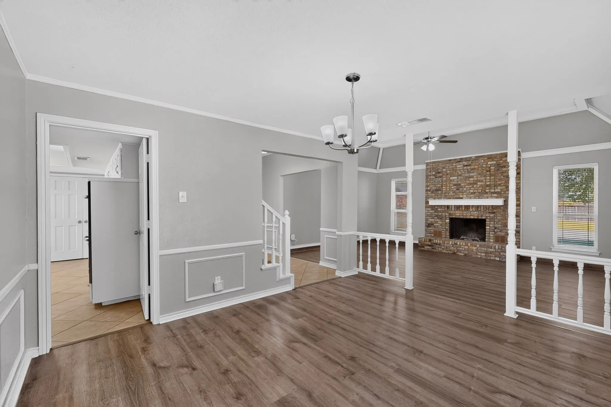 Single Family Residence For Sale in Dallas County , 1380 Green Hills Court, Duncanville, Texas 75137, 5 Bedroom, 4 Bathroom, 2 Garage spaces, 3,160 Sqft, built in 1981, mls#21364914, Real Estate Agent in Duncanville, Homes For Sale in Dallas county, Homes For Sale in Duncanville, Realtor in Duncanville Texas, Real Estate Brokerage Independent Realty Texas, Luminita Cordes Realtor
