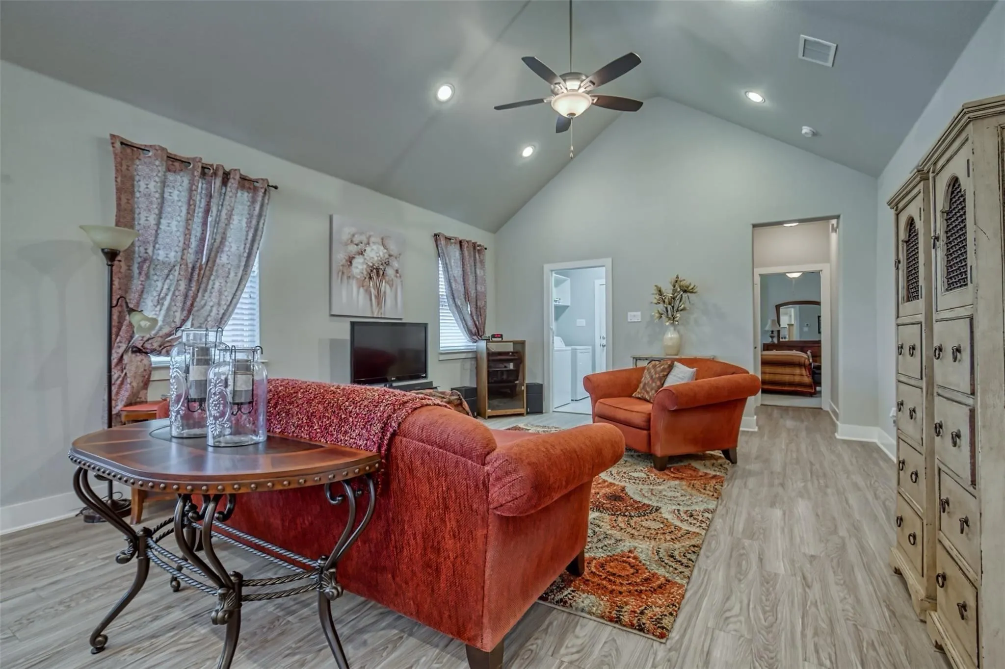 Single Family Residence For Rent in Denton County , 64 Kramer Lane, Sanger, Texas 76266, 3 Bedroom, 2 Bathroom, 2 Garage spaces, 1,801 Sqft, built in 2016, mls#21364163, Real Estate Agent in Sanger, Homes For Rent in Denton county, Homes For Rent in Sanger, Realtor in Sanger Texas, Real Estate Brokerage Independent Realty Texas, Luminita Cordes Realtor