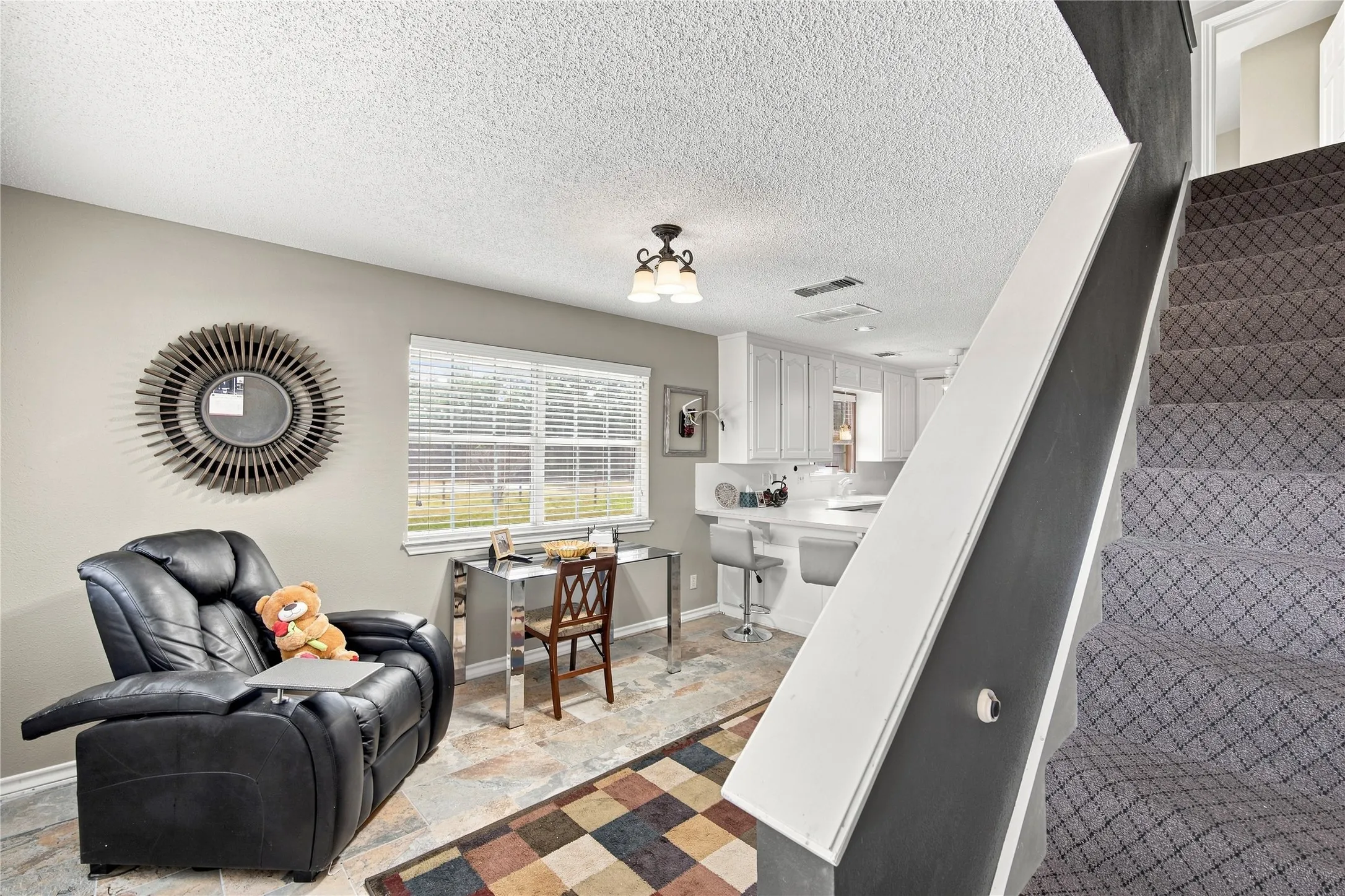 Single Family Residence For Sale in Hill County , 109 Yellowstone Drive, Whitney, Texas 76692, 2 Bedroom, 2 Bathroom, Garage spaces, 1,408 Sqft, built in 1994, Price $290,000, mls#21360867, Real Estate Agent in Whitney, Homes For Sale in Hill county, Homes For Sale in Whitney, Realtor in Whitney Texas, Real Estate Brokerage Independent Realty Texas, Luminita Cordes Realtor