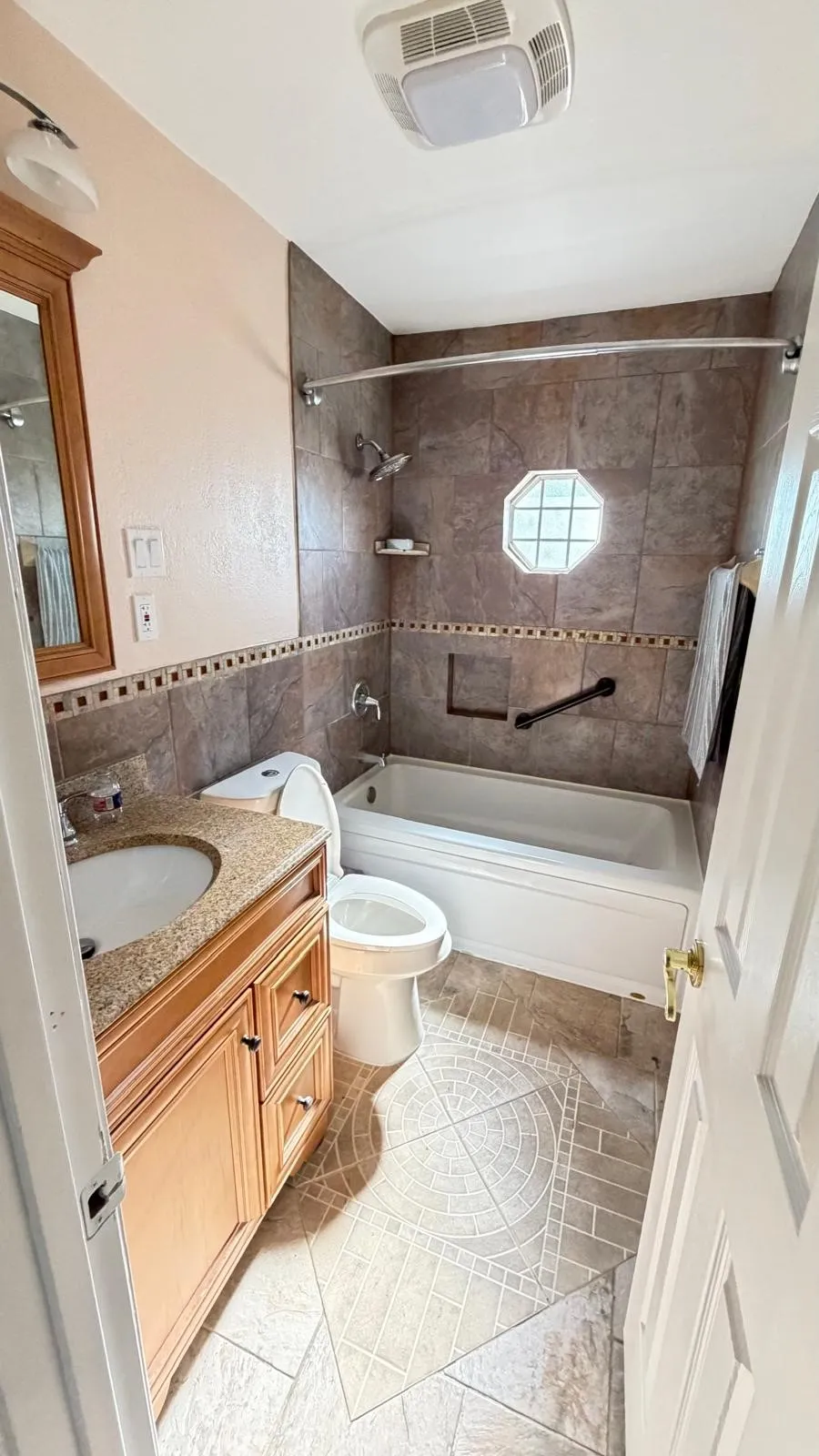 Single Family Residence For Rent in Collin County , 5300 County Road 437, Princeton, Texas 75407, 3 Bedroom, 2 Bathroom, Garage spaces, 1,514 Sqft, built in 1986, mls#21365225, Real Estate Agent in Princeton, Homes For Rent in Collin county, Homes For Rent in Princeton, Realtor in Princeton Texas, Real Estate Brokerage Independent Realty Texas, Luminita Cordes Realtor