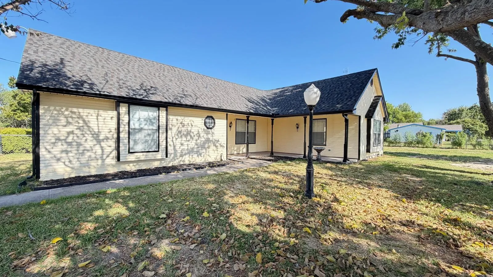 Single Family Residence For Rent in Collin County , 5300 County Road 437, Princeton, Texas 75407, 3 Bedroom, 2 Bathroom, Garage spaces, 1,514 Sqft, built in 1986, mls#21365225, Real Estate Agent in Princeton, Homes For Rent in Collin county, Homes For Rent in Princeton, Realtor in Princeton Texas, Real Estate Brokerage Independent Realty Texas, Luminita Cordes Realtor