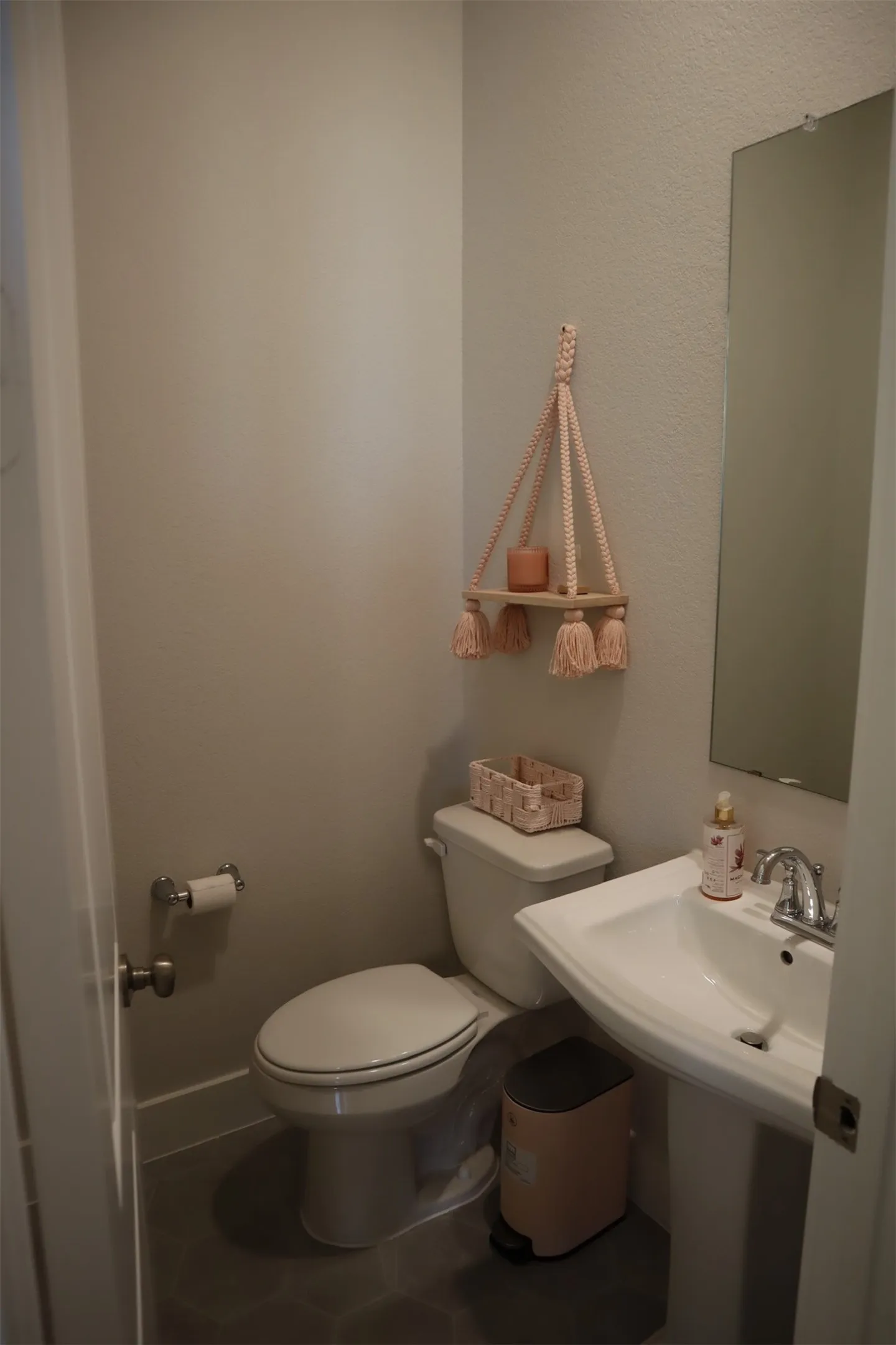 Single Family Residence For Rent in Collin County , 201 Chestnut, Celina, Texas 75009, 3 Bedroom, 3 Bathroom, 2 Garage spaces, 2,079 Sqft, built in 2025, mls#21365229, Real Estate Agent in Celina, Homes For Rent in Collin county, Homes For Rent in Celina, Realtor in Celina Texas, Real Estate Brokerage Independent Realty Texas, Luminita Cordes Realtor