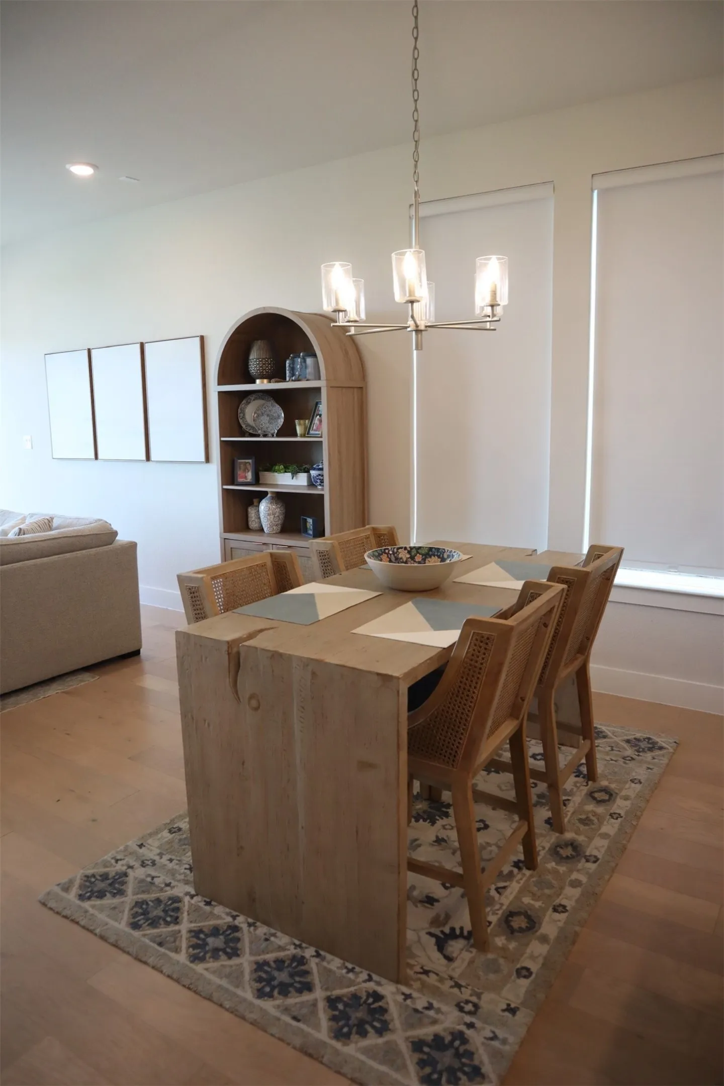 Single Family Residence For Rent in Collin County , 201 Chestnut, Celina, Texas 75009, 3 Bedroom, 3 Bathroom, 2 Garage spaces, 2,079 Sqft, built in 2025, mls#21365229, Real Estate Agent in Celina, Homes For Rent in Collin county, Homes For Rent in Celina, Realtor in Celina Texas, Real Estate Brokerage Independent Realty Texas, Luminita Cordes Realtor