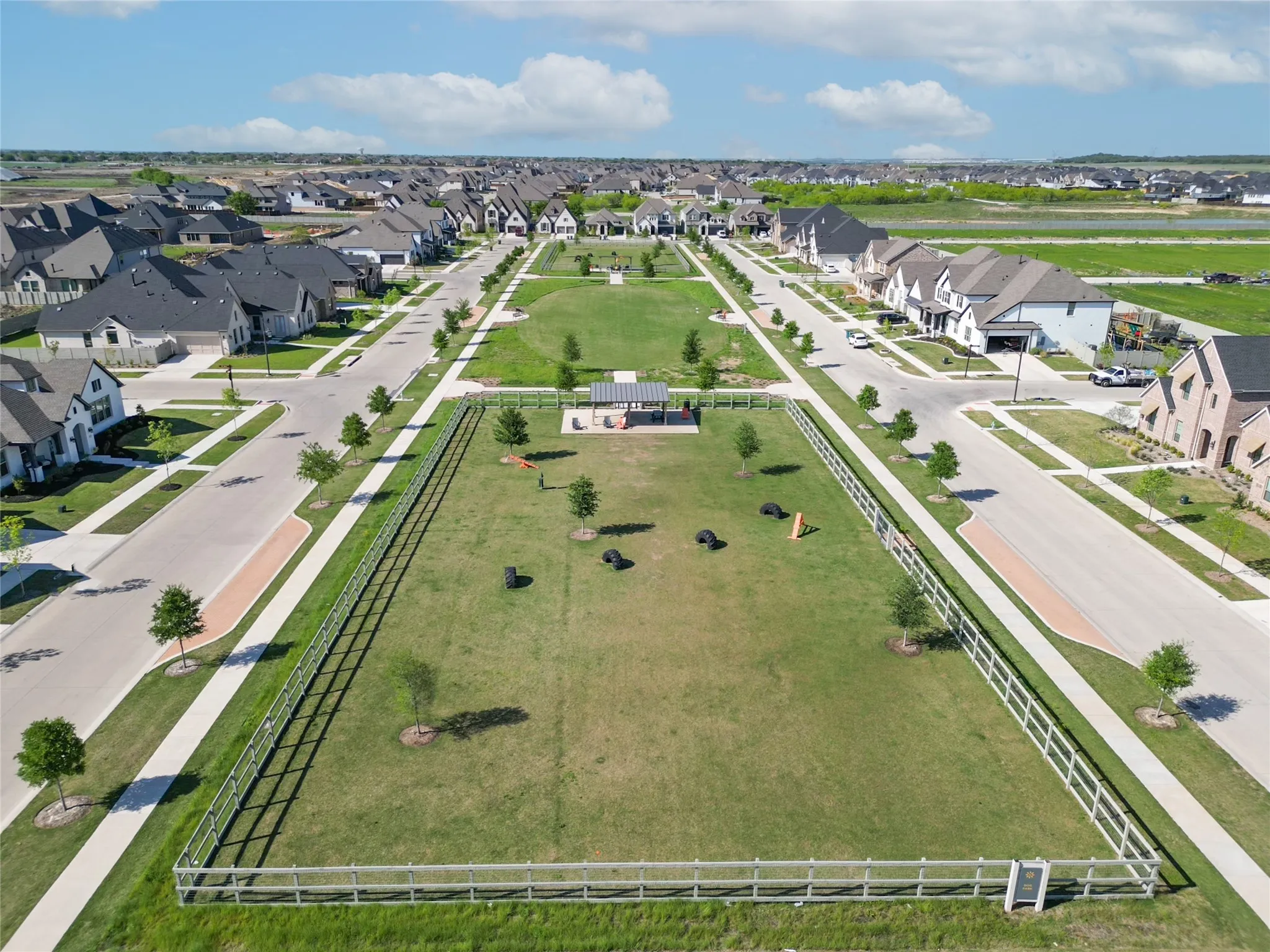 Single Family Residence For Sale in Denton County , 1314 20th Street, Argyle, Texas 76226, 3 Bedroom, 3 Bathroom, 2 Garage spaces, 2,245 Sqft, built in 2022, mls#21362310, Real Estate Agent in Argyle, Homes For Sale in Denton county, Homes For Sale in Argyle, Realtor in Argyle Texas, Real Estate Brokerage Independent Realty Texas, Luminita Cordes Realtor