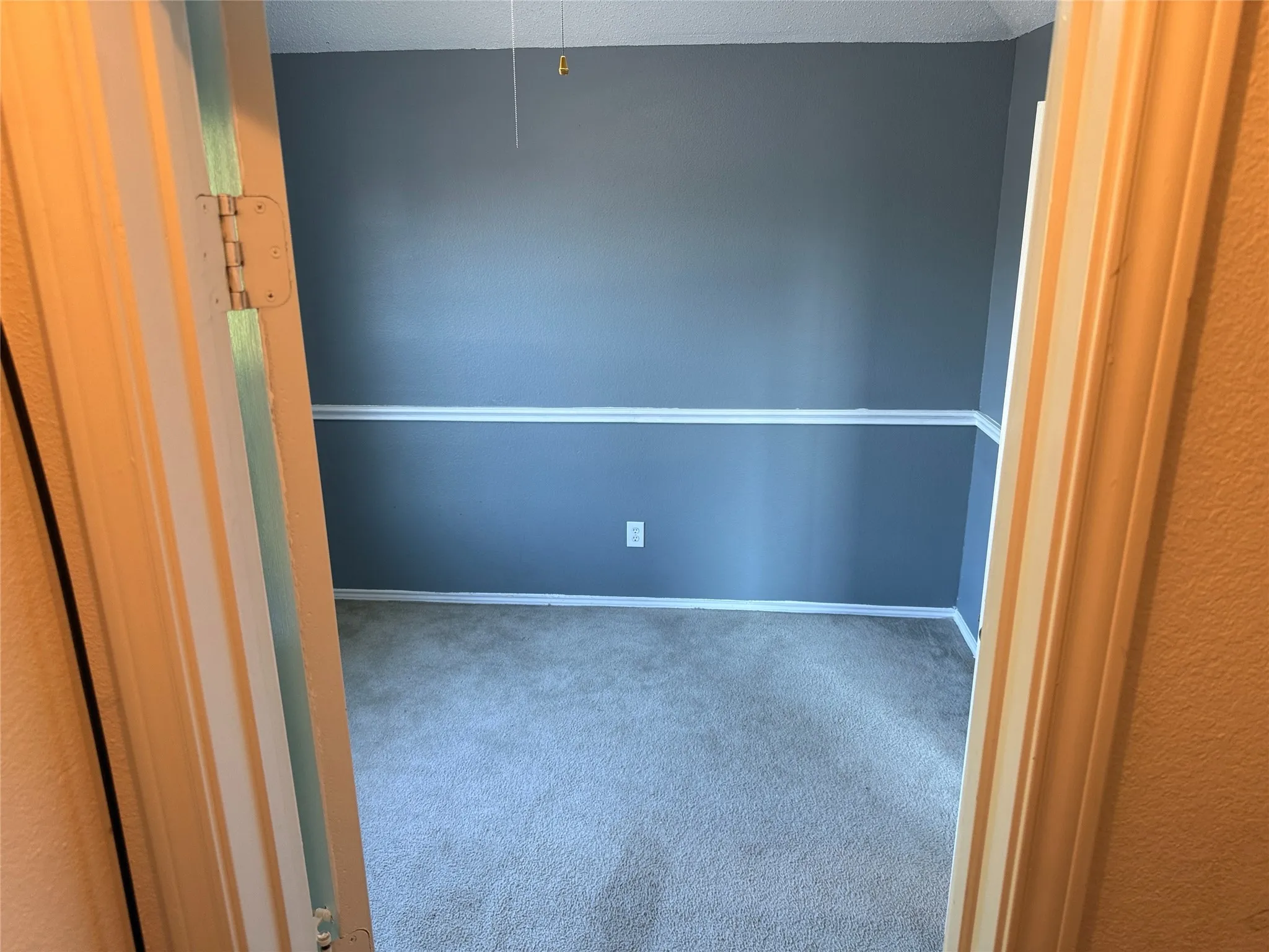 Single Family Residence For Rent in Dallas County , 2700 Crystal Falls Drive, Mesquite, Texas 75181, 4 Bedroom, 3 Bathroom, 2 Garage spaces, 2,157 Sqft, built in 1996, mls#21364063, Real Estate Agent in Mesquite, Homes For Rent in Dallas county, Homes For Rent in Mesquite, Realtor in Mesquite Texas, Real Estate Brokerage Independent Realty Texas, Luminita Cordes Realtor