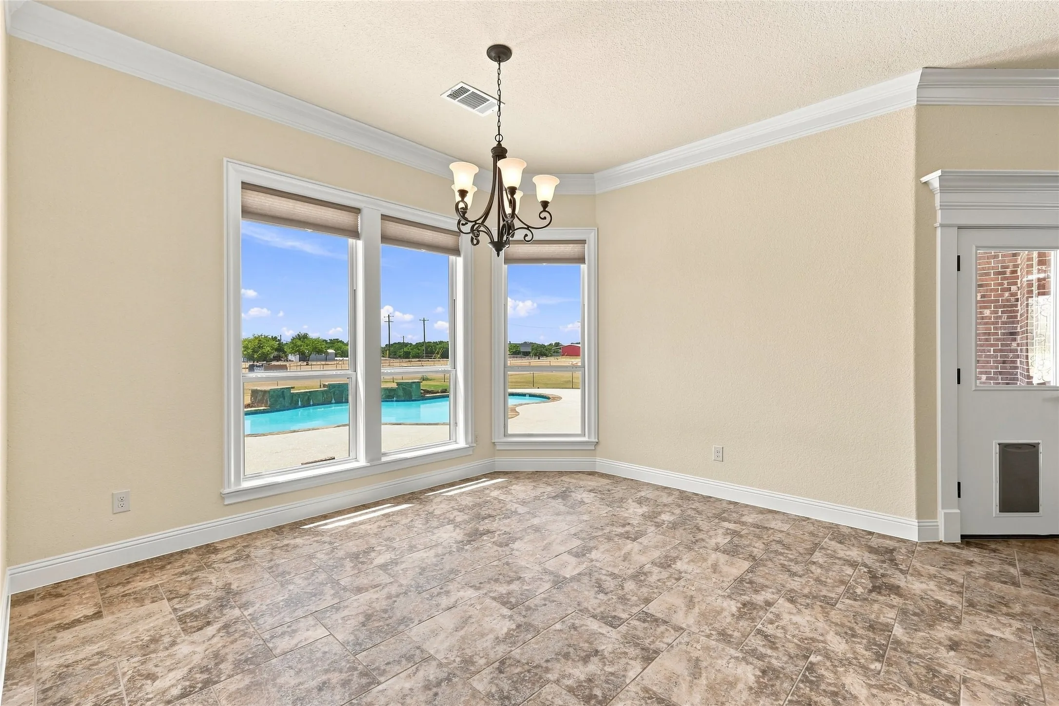 Single Family Residence For Sale in Parker County , 420 Hartley Way Road, Azle, Texas 76020, 4 Bedroom, 2 Bathroom, 3 Garage spaces, 2,544 Sqft, built in 2016, mls#21365200, Real Estate Agent in Azle, Homes For Sale in Parker county, Homes For Sale in Azle, Realtor in Azle Texas, Real Estate Brokerage Independent Realty Texas, Luminita Cordes Realtor