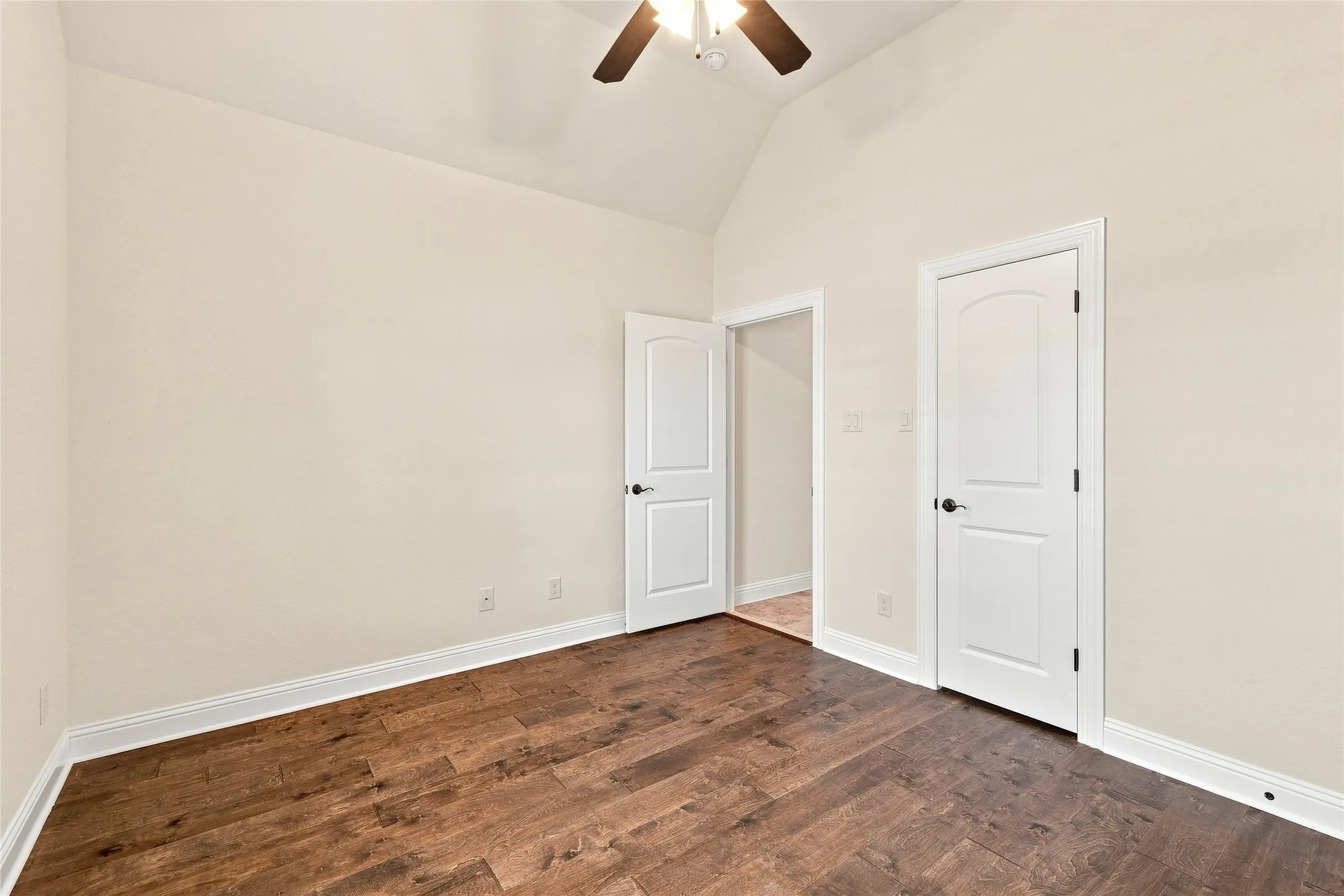 Single Family Residence For Sale in Parker County , 420 Hartley Way Road, Azle, Texas 76020, 4 Bedroom, 2 Bathroom, 3 Garage spaces, 2,544 Sqft, built in 2016, mls#21365200, Real Estate Agent in Azle, Homes For Sale in Parker county, Homes For Sale in Azle, Realtor in Azle Texas, Real Estate Brokerage Independent Realty Texas, Luminita Cordes Realtor