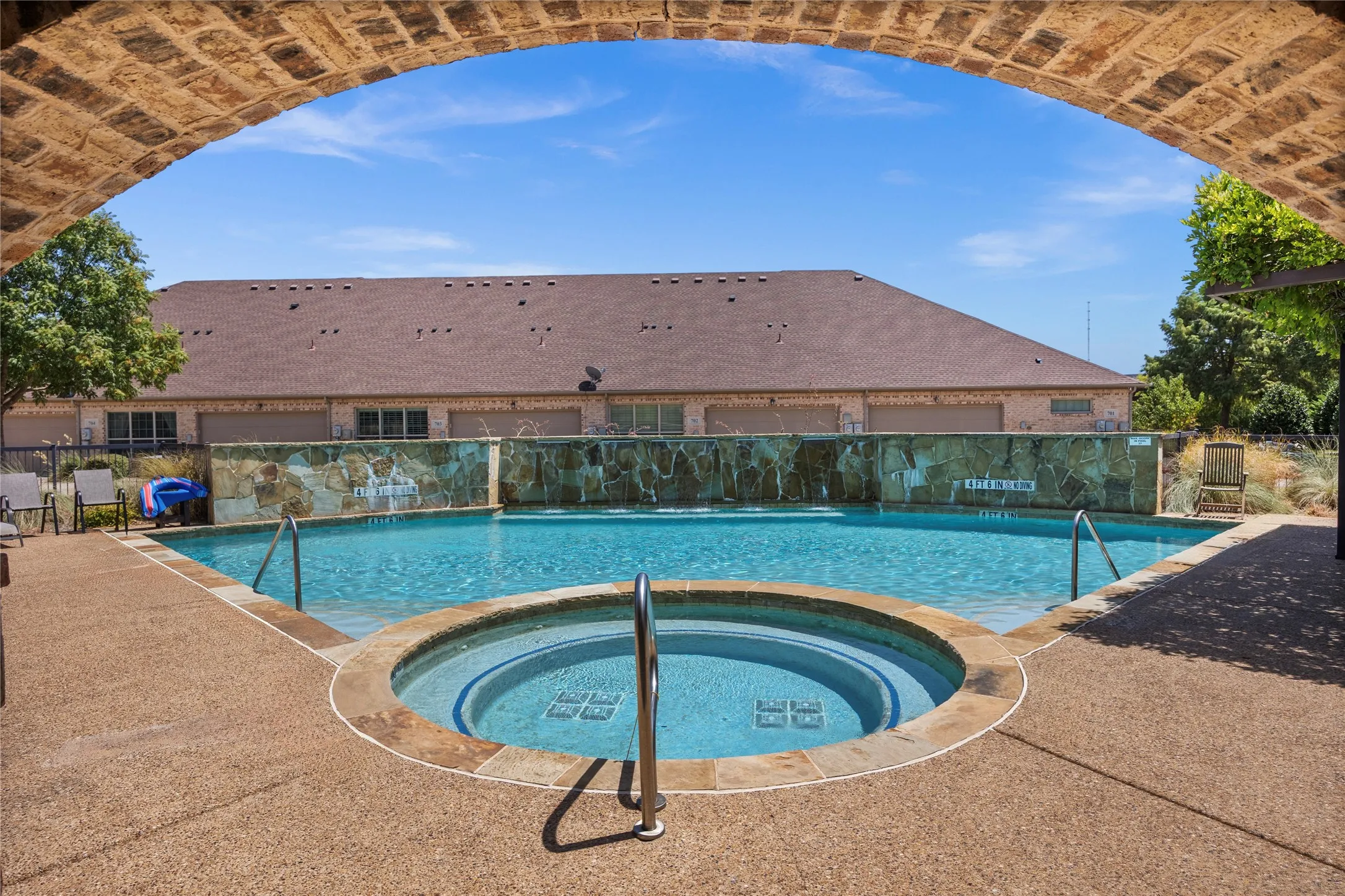 Condominium For Sale in Collin County , 3075 Willow Grove Boulevard 402, Mc Kinney, Texas 75070, 3 Bedroom, 3 Bathroom, 2 Garage spaces, 1,711 Sqft, built in 2007, mls#21363853, Real Estate Agent in Mc Kinney, Homes For Sale in Collin county, Homes For Sale in Mc Kinney, Realtor in Mc Kinney Texas, Real Estate Brokerage Independent Realty Texas, Luminita Cordes Realtor