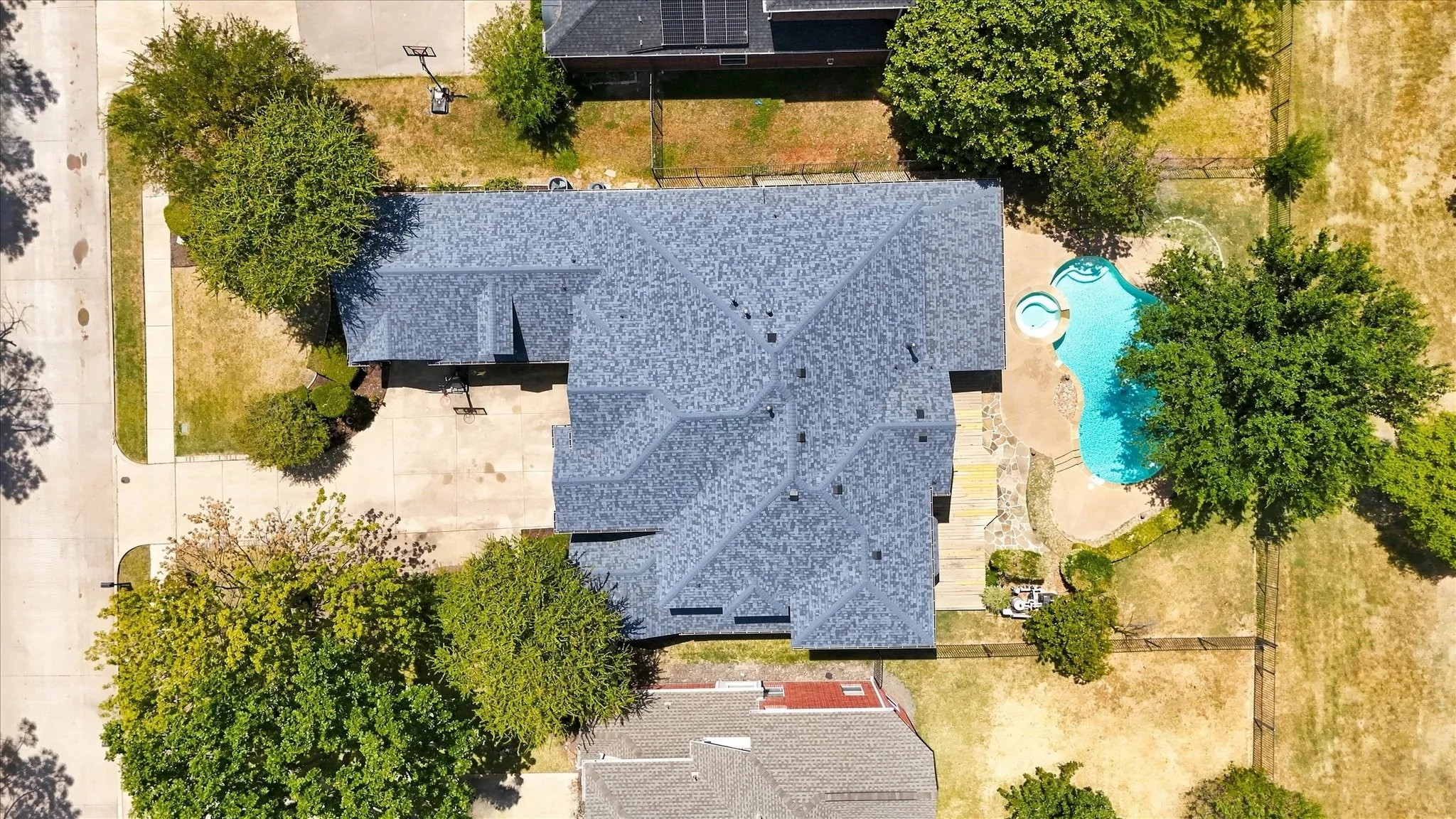 Single Family Residence For Sale in Dallas County , 9709 Waterview Parkway, Rowlett, Texas 75089, 5 Bedroom, 4 Bathroom, 3 Garage spaces, 4,014 Sqft, built in 2001, mls#21335956, Real Estate Agent in Rowlett, Homes For Sale in Dallas county, Homes For Sale in Rowlett, Realtor in Rowlett Texas, Real Estate Brokerage Independent Realty Texas, Luminita Cordes Realtor