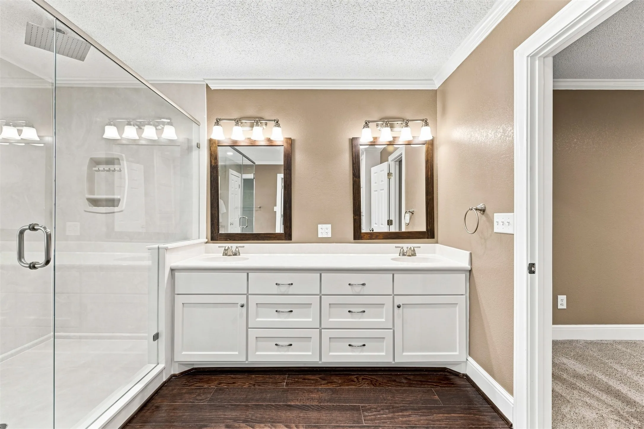 Single Family Residence For Sale in Mc Lennan County , 110 S Marable Street, West, Texas 76691, 3 Bedroom, 2 Bathroom, Garage spaces, 2,244 Sqft, built in 1925, mls#21365100, Real Estate Agent in West, Homes For Sale in Mc Lennan county, Homes For Sale in West, Realtor in West Texas, Real Estate Brokerage Independent Realty Texas, Luminita Cordes Realtor