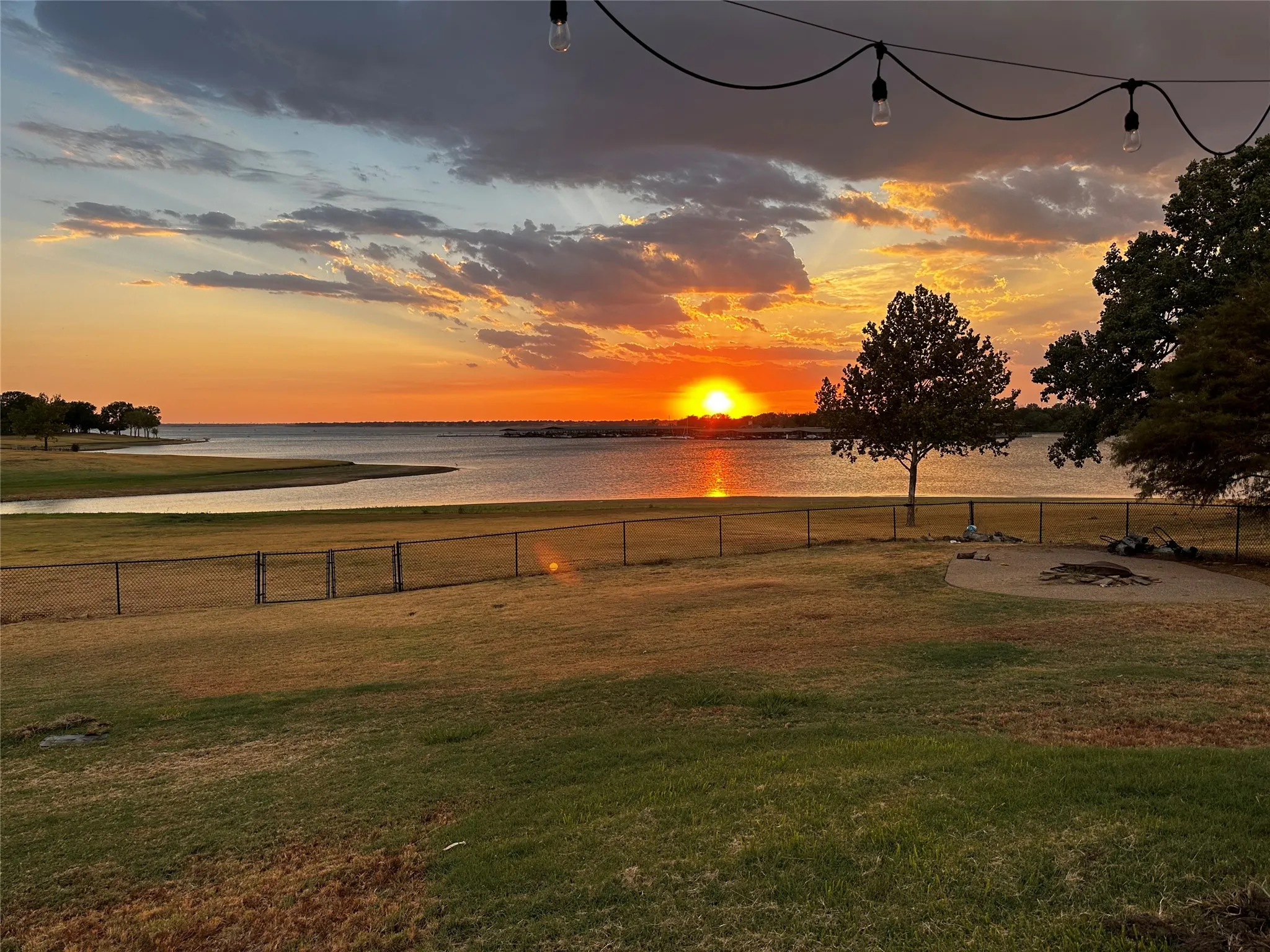 Single Family Residence For Rent in Denton County , 20041 Fiddlers Green Road, Frisco, Texas 75036, 3 Bedroom, 2 Bathroom, 2 Garage spaces, 2,784 Sqft, built in 1994, mls#21365239, Real Estate Agent in Frisco, Homes For Rent in Denton county, Homes For Rent in Frisco, Realtor in Frisco Texas, Real Estate Brokerage Independent Realty Texas, Luminita Cordes Realtor