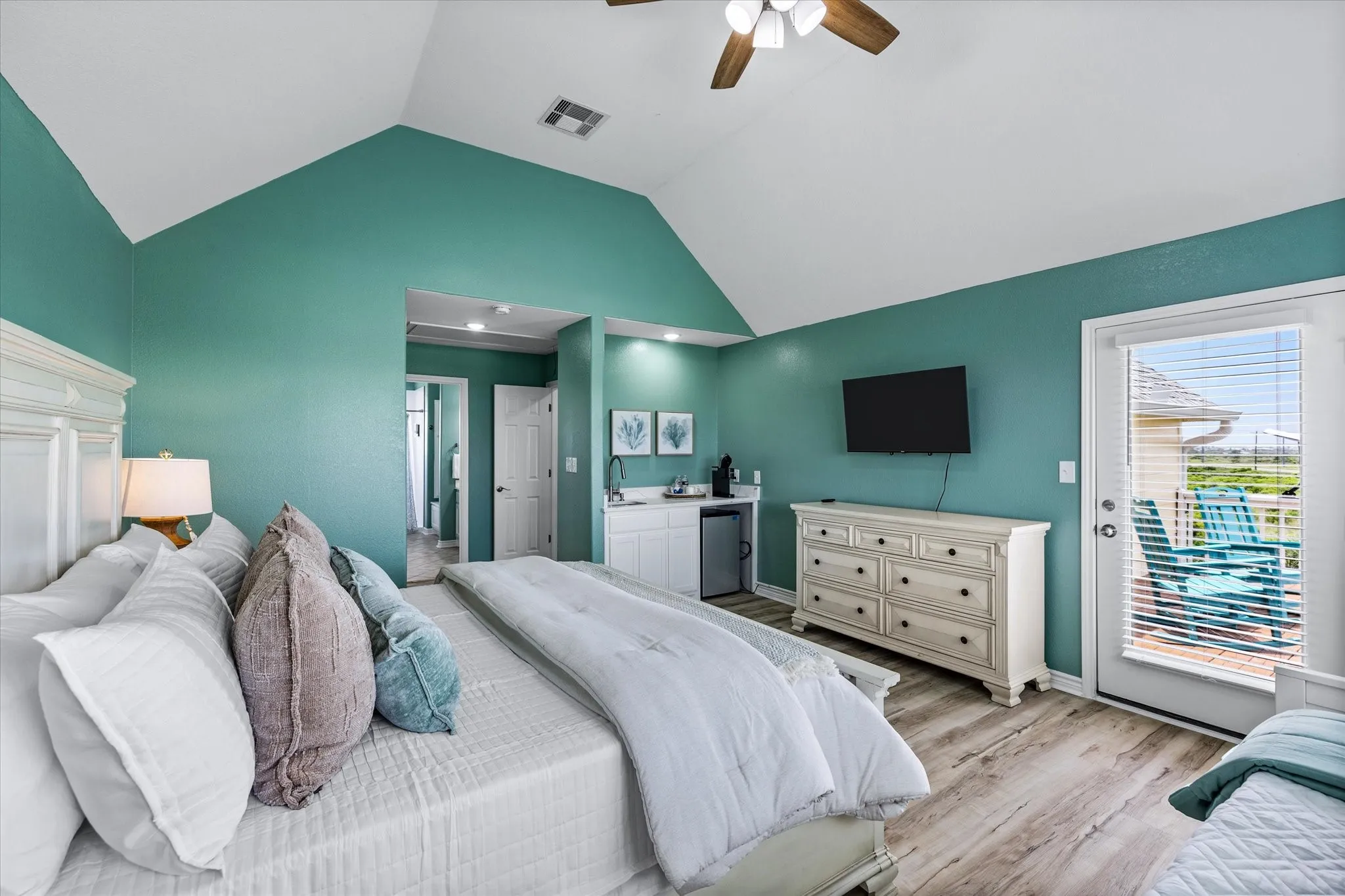 Upstairs Primary with King and twin beds- private deck with coffee & mini fridge