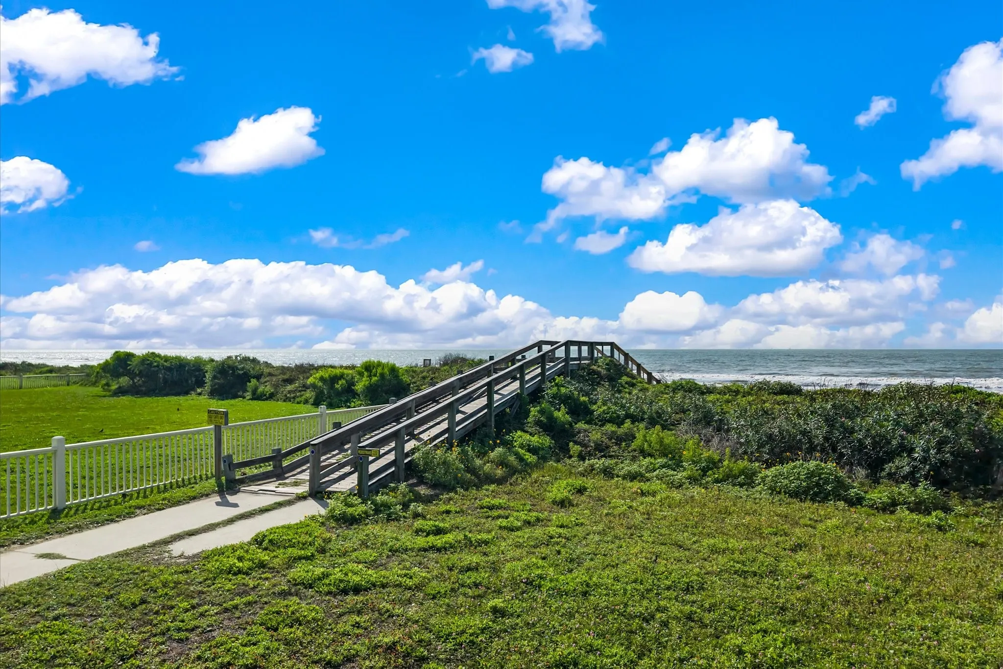 Quick Walk or Golf Cart to the Beach!