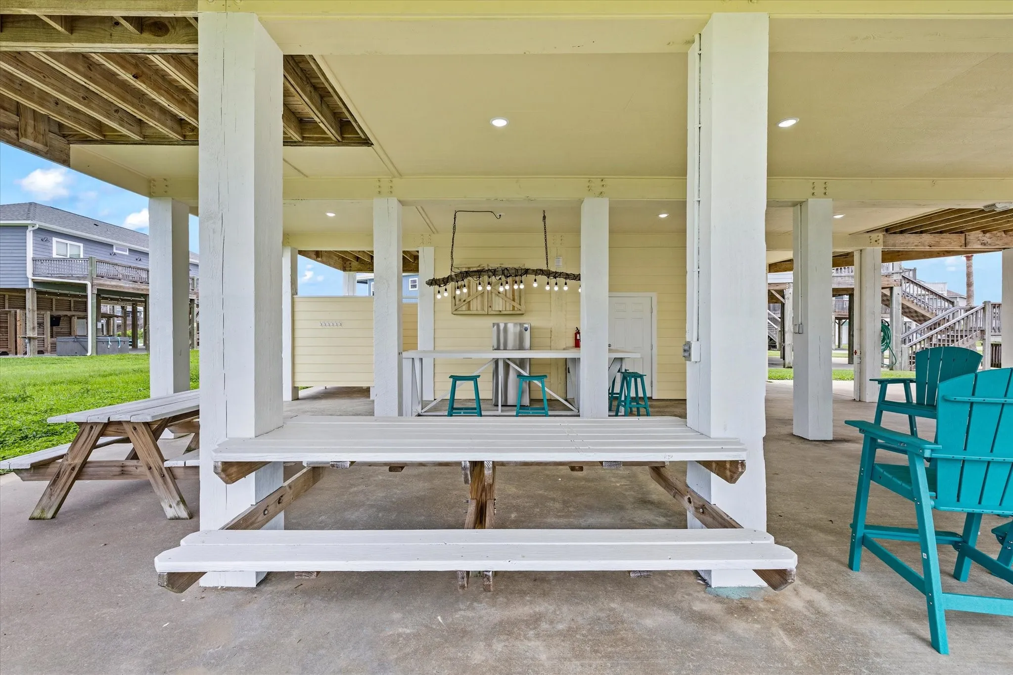 Plenty of space and seating for your entire group!