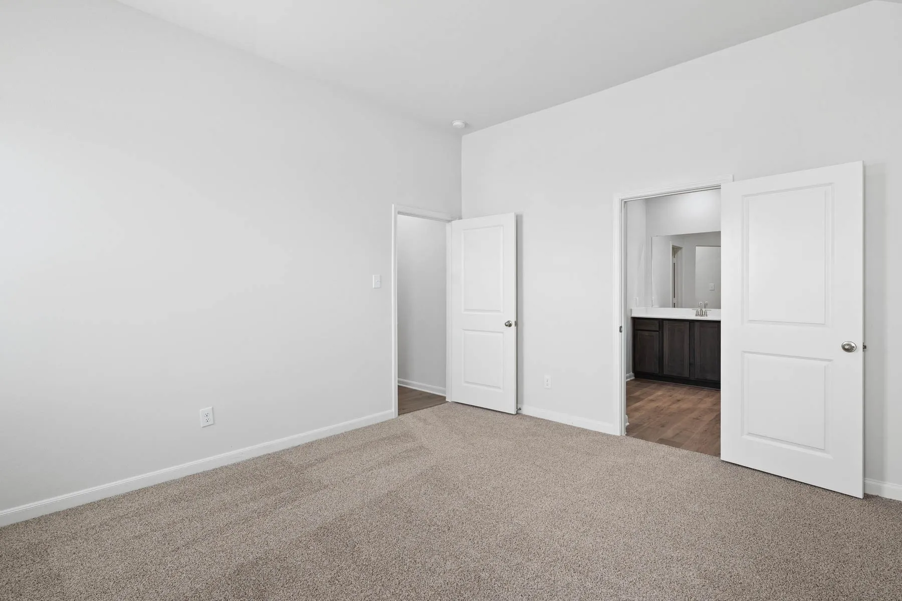 Single Family Residence For Rent in Tarrant County , 9612 Stranton Drive, Fort Worth, Texas 76140, 4 Bedroom, 2 Bathroom, 2 Garage spaces, 1,724 Sqft, built in 2026, mls#21365247, Real Estate Agent in Fort Worth, Homes For Rent in Tarrant county, Homes For Rent in Fort Worth, Realtor in Fort Worth Texas, Real Estate Brokerage Independent Realty Texas, Luminita Cordes Realtor