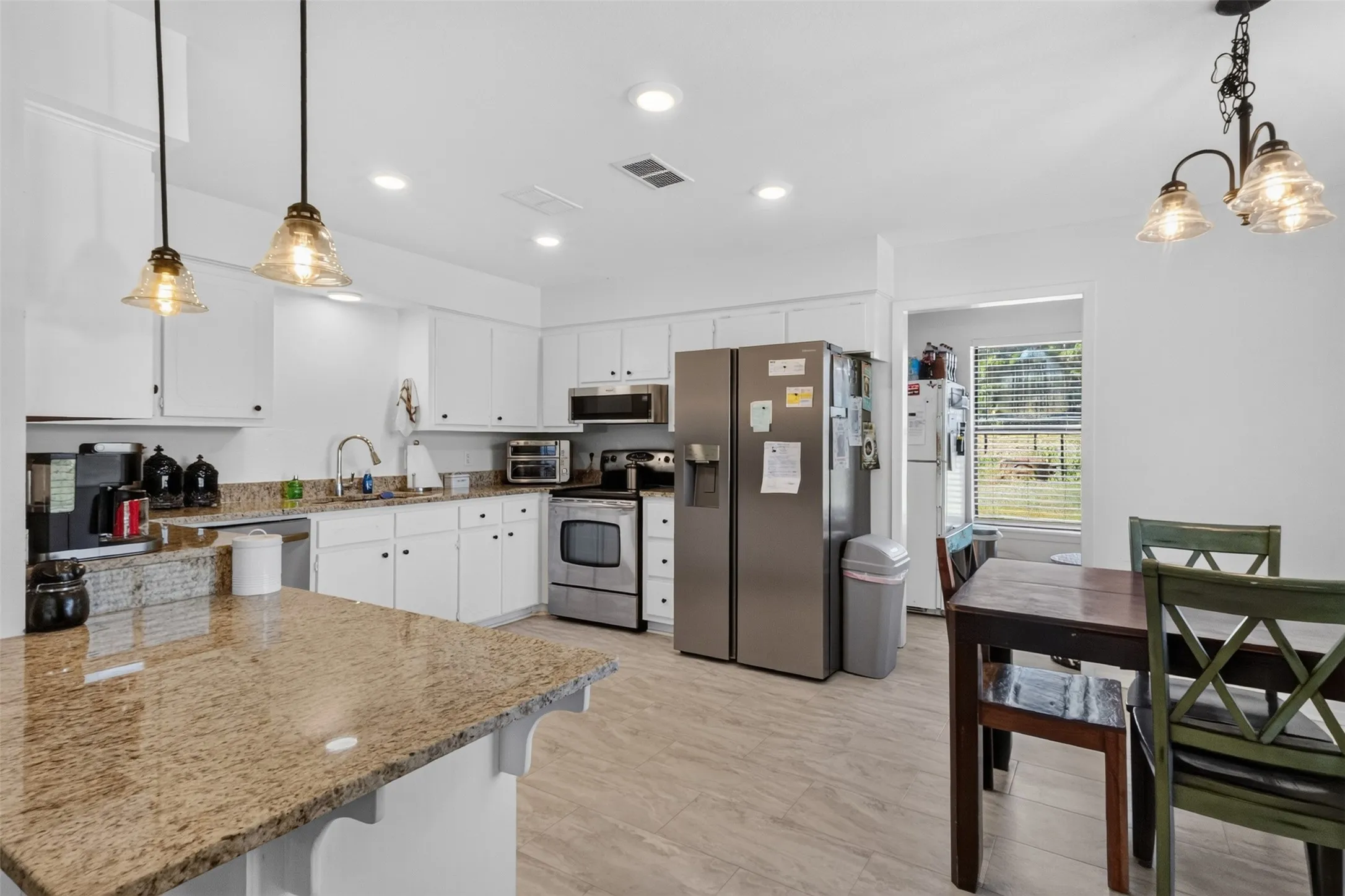 Single Family Residence For Sale in Upshur County , 6834 Fm 1795, Gilmer, Texas 75644, 3 Bedroom, 2 Bathroom, 2 Garage spaces, 1,714 Sqft, built in 1993, Price $269,900, mls#21364941, Real Estate Agent in Gilmer, Homes For Sale in Upshur county, Homes For Sale in Gilmer, Realtor in Gilmer Texas, Real Estate Brokerage Independent Realty Texas, Luminita Cordes Realtor